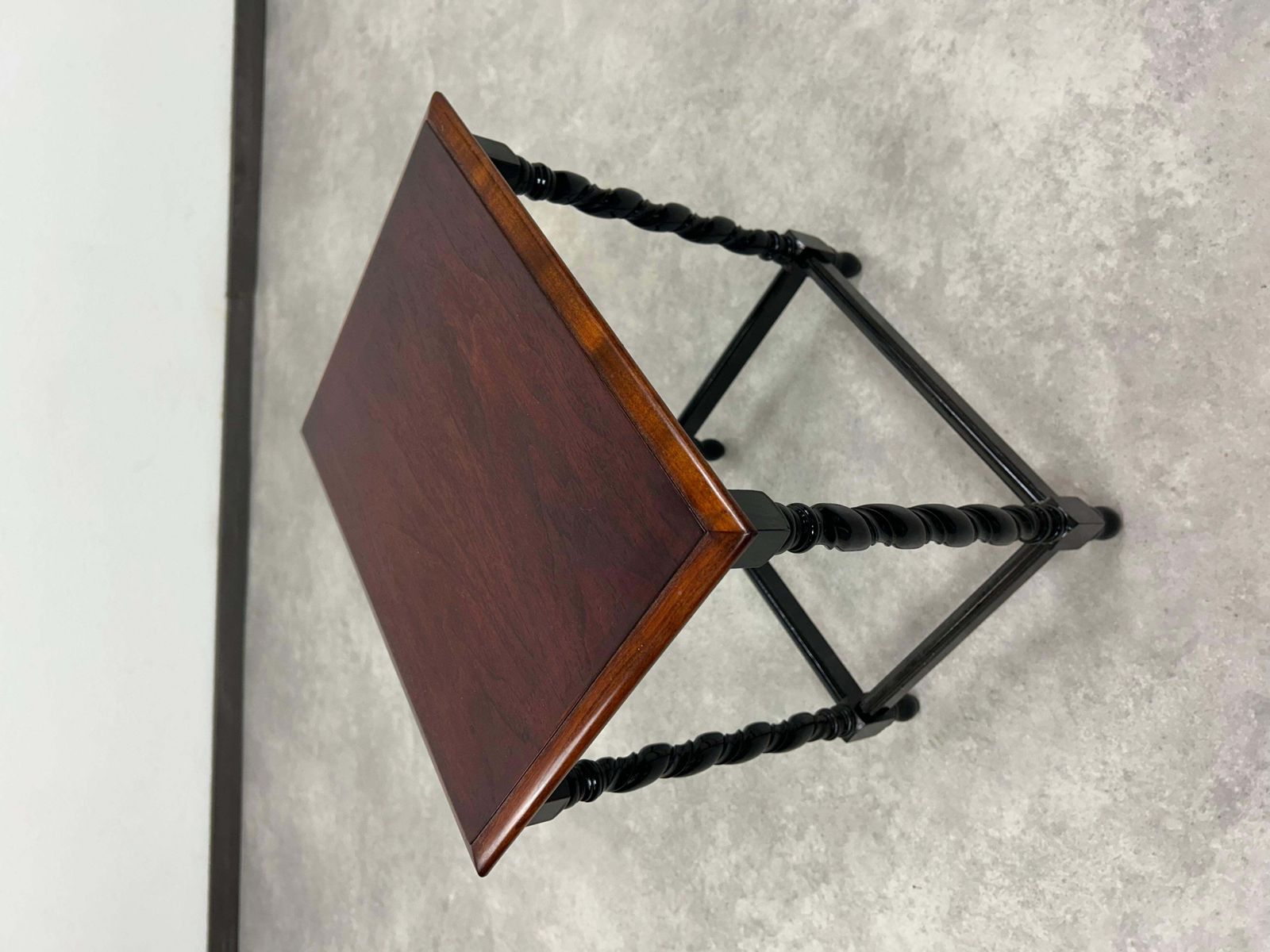 Small Pedestal/Plant Stand photo 467.0
