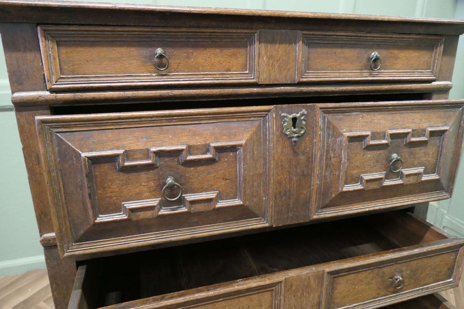 17th Century Oak Chest Of Drawers Or Garret Chest photo vinterior
