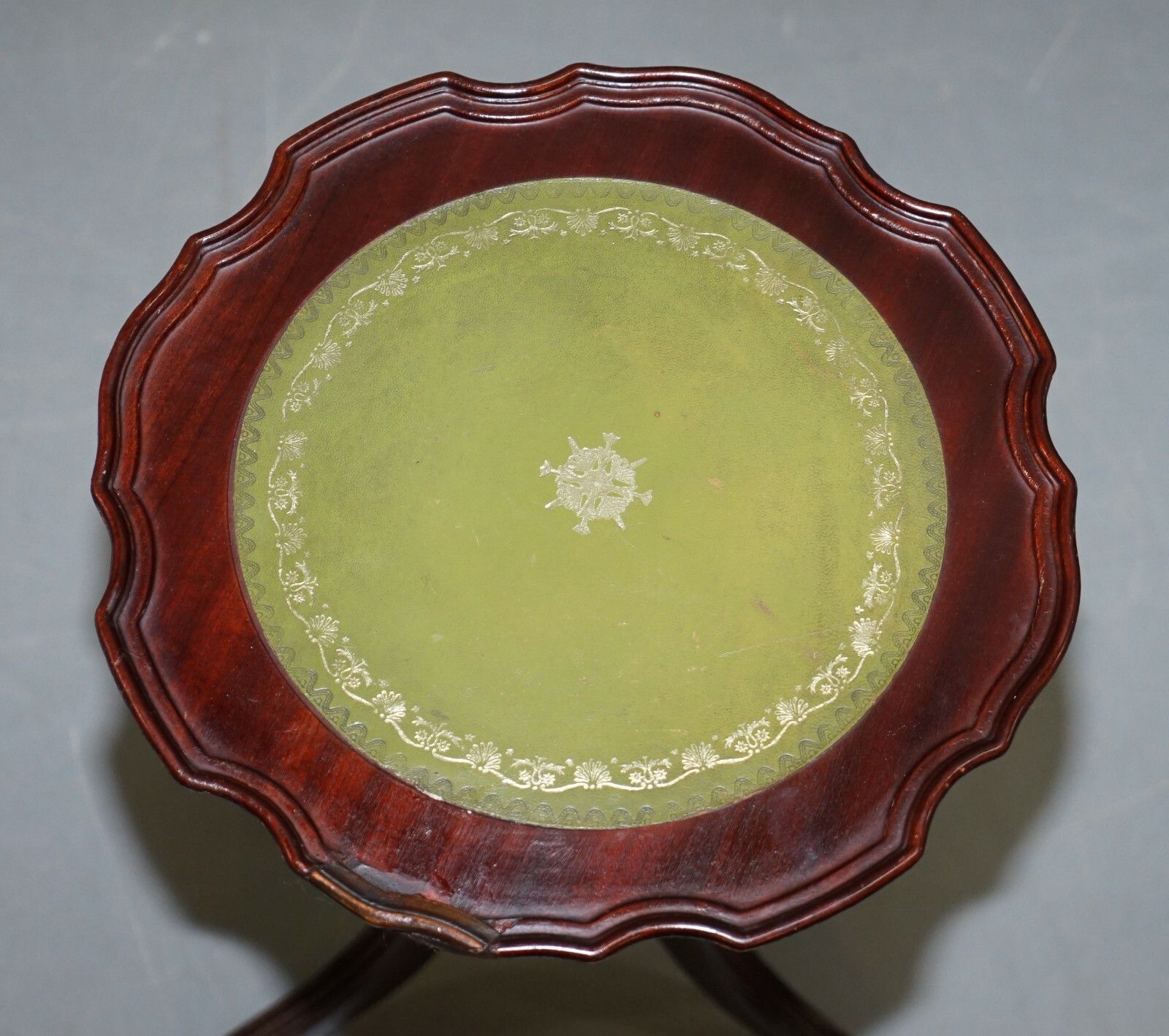 Bevan Funell Charming Green Leather Vintage Mahogany Tripod Lamp Side End Table photo for sale
