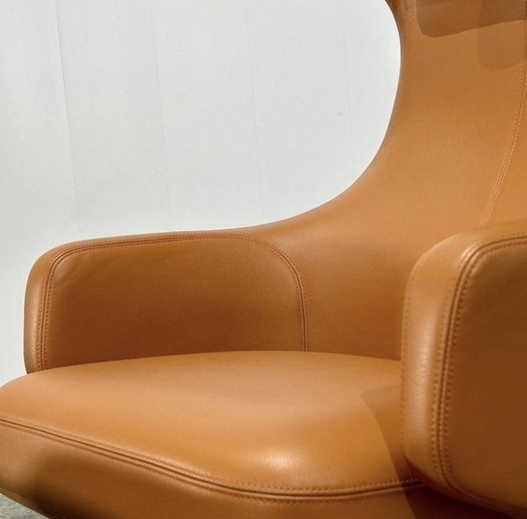 Vitra Grand Repos Armchair Ottoma By Antonio Citterio photo 4943.5