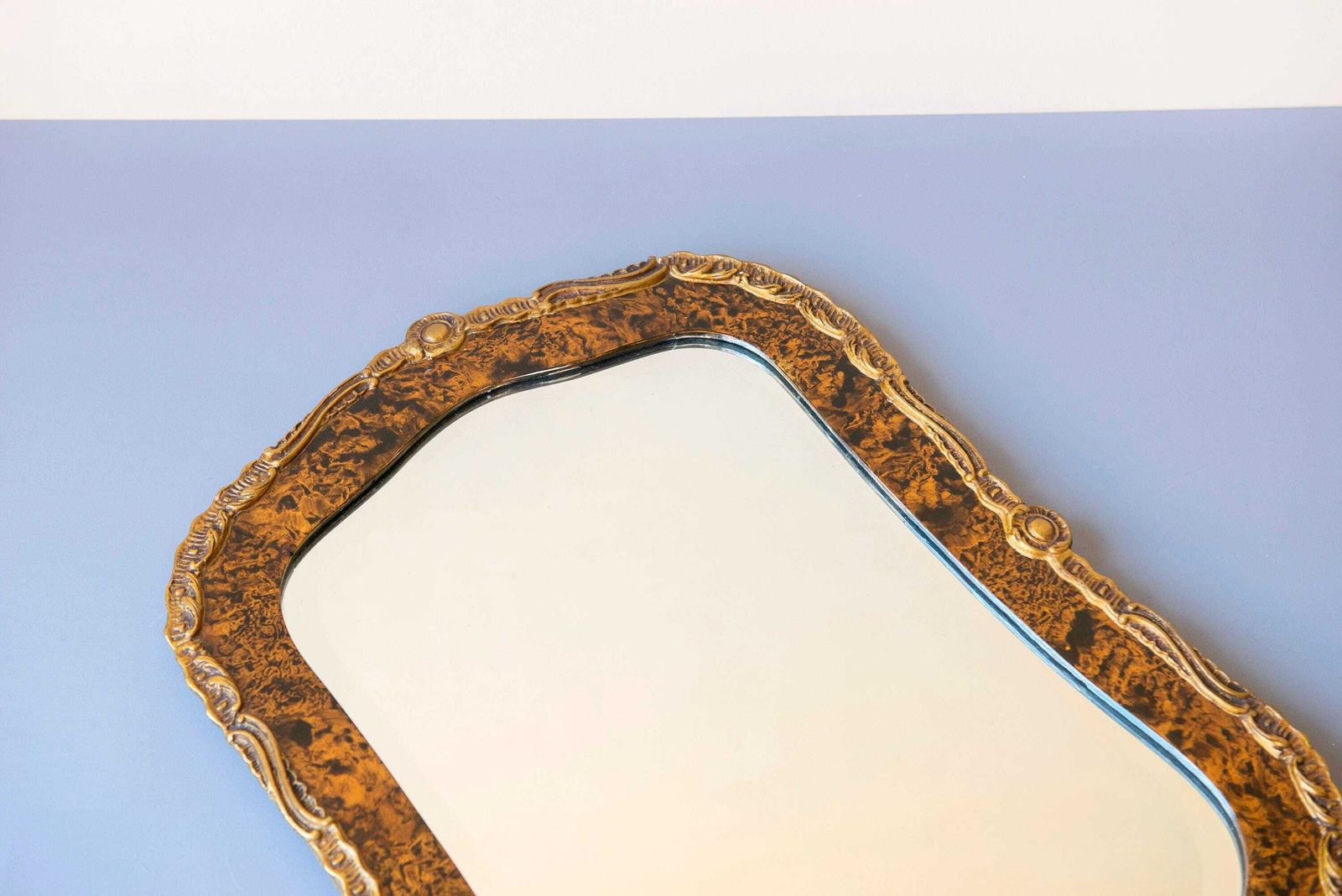Antieke Wandspiegel, Faux Schildpad Spiegel, Art Nouveau Schoorsteenspiegel, Sierwandstuk, Decoratieve Schoorsteenspiegel photo vintage