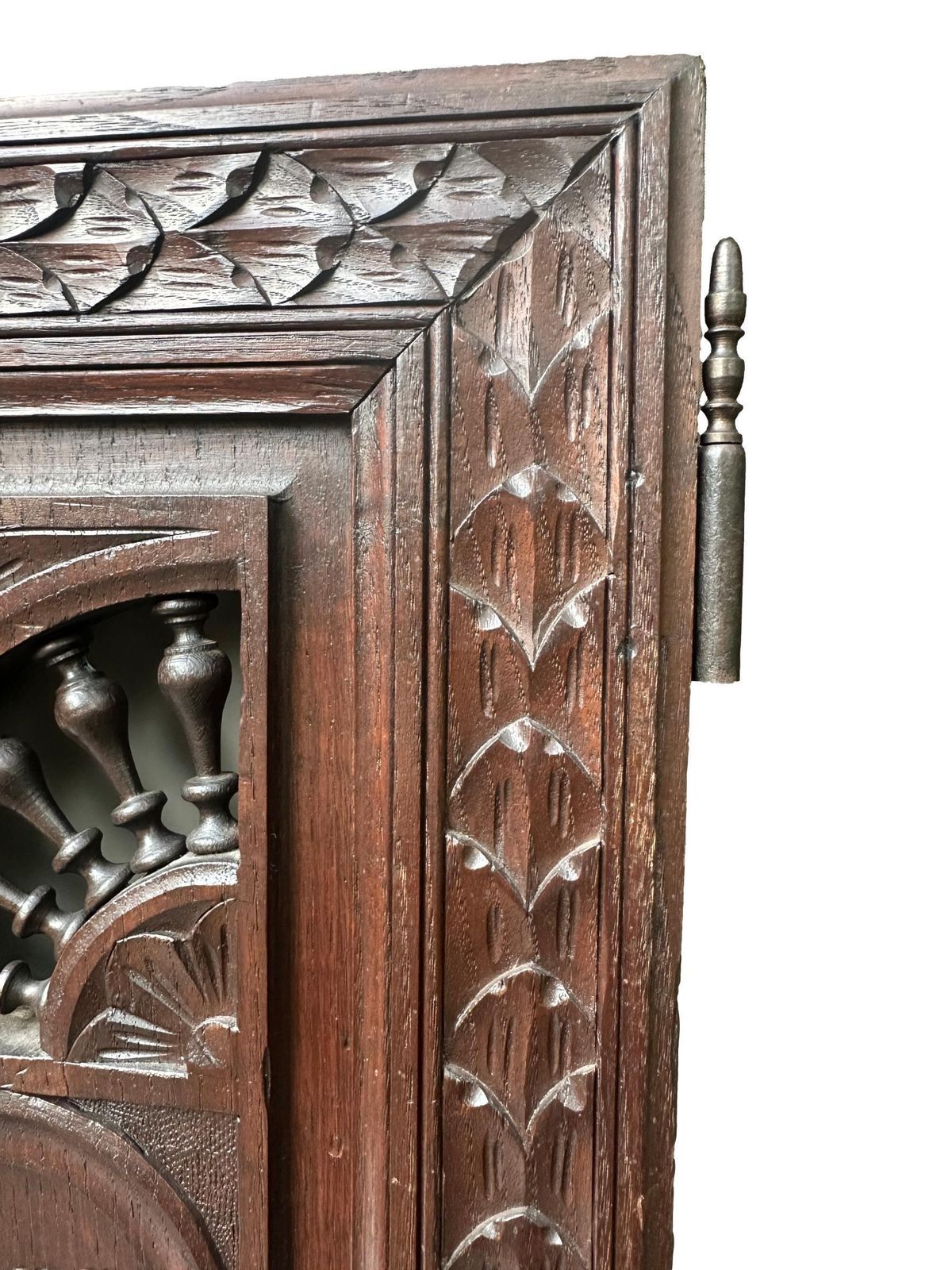 French Breton Carved Oak Door, Woodsman Scene, Late 19thc / Early 20thc, Upper Cabinet Antique Panel photo vinterior