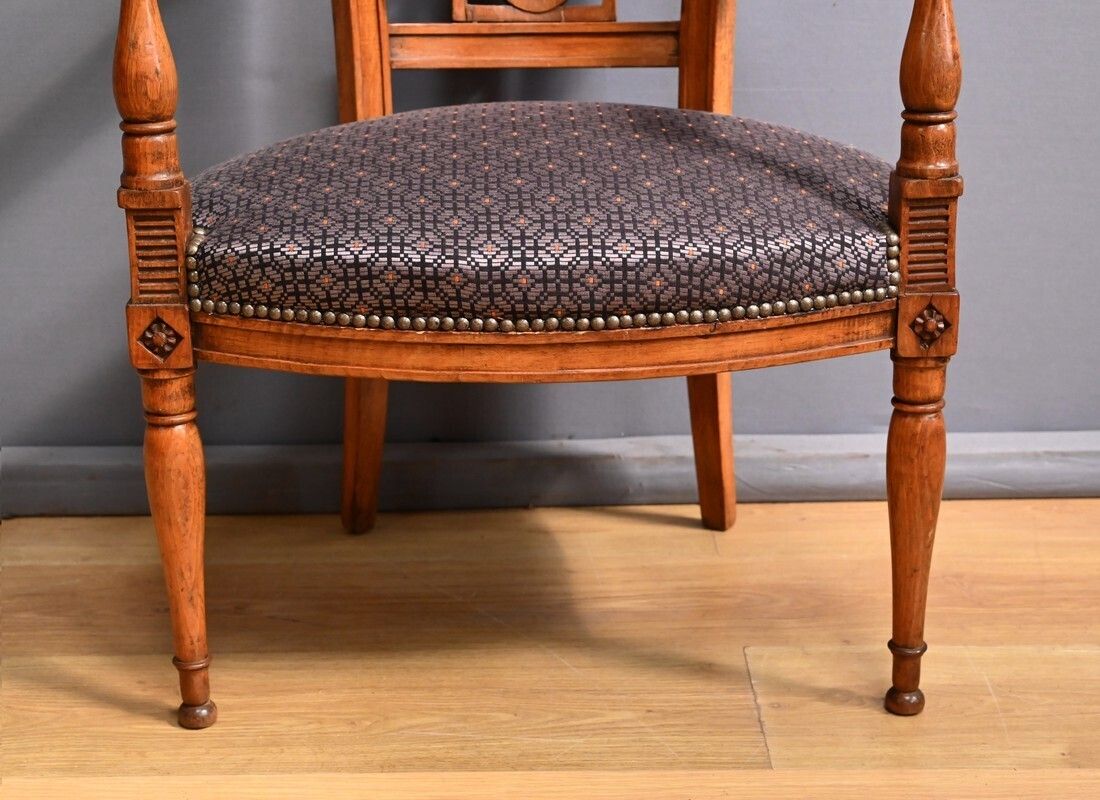 1610.0 Pair Of Stained Beech Armchairs – Early 20th Century photo