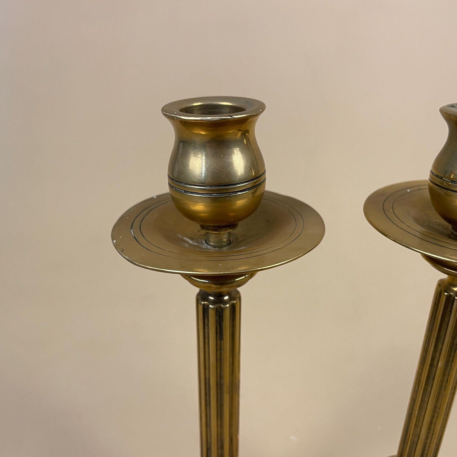 Antique Matching Pair Of Gold Brass Metal Candlestick Candle Stick Holders Vintage Column Taper Dinner Candlesticks Column Pillar Set Holder photo vinterior
