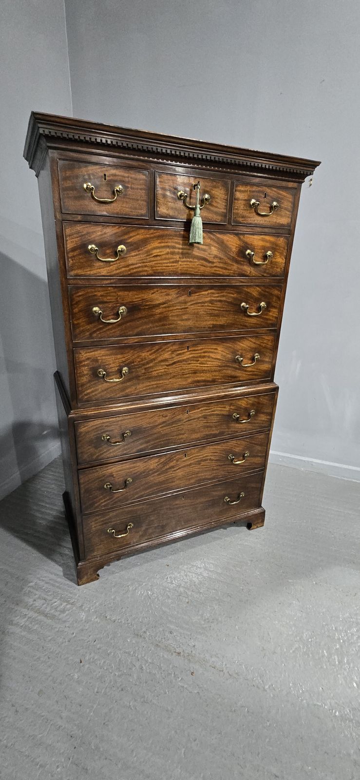 1295.0 Super Georgian Mahogany Chest On Chest Of Drawers photo