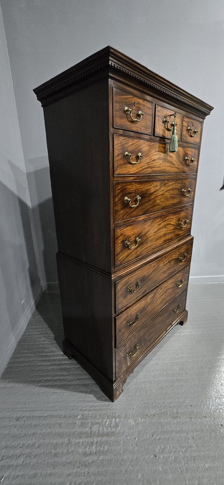 photo vinterior Super Georgian Mahogany Chest On Chest Of Drawers