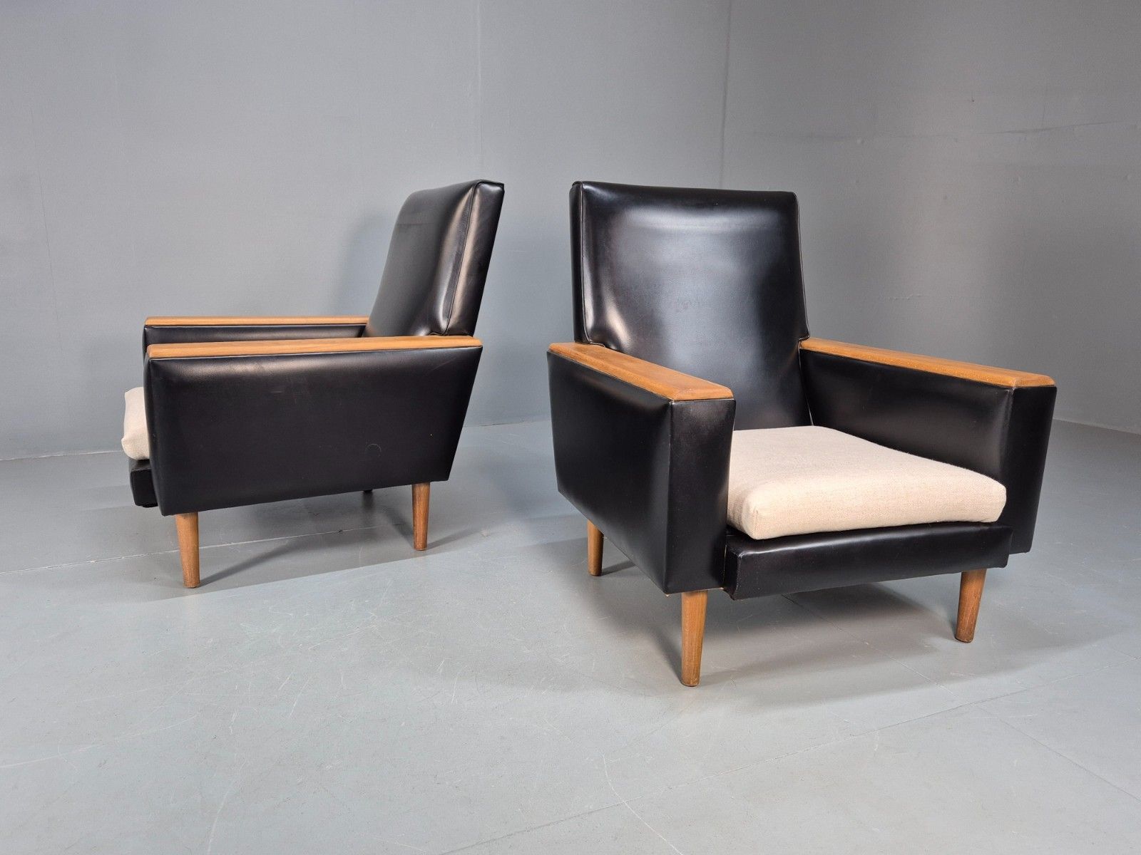 2 Vintage Danish Lounge Chairs Cream Black Vinyl And Teak 1960s Mcm Eb10228 Mnor photo for sale