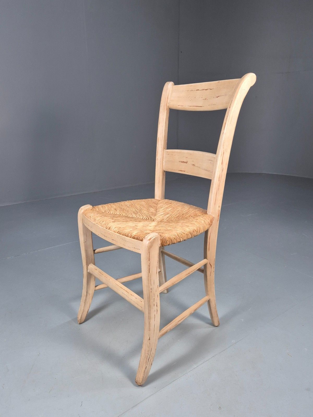Vintage Country Dining Chair Rush Seat Distressed Cream Paint Eb10184 Vdin