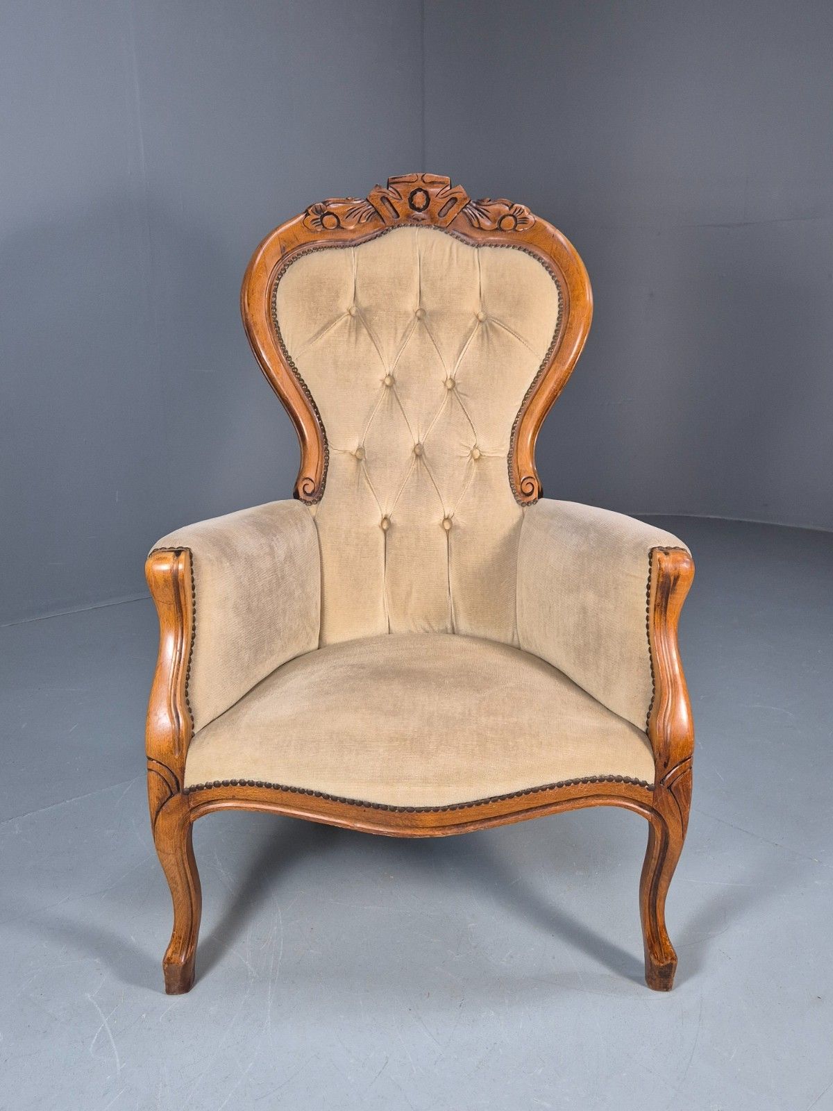 Vintage Rococo Style Balloon Back Lounge Chair 1970s Retro Beige Eb9212 Vcar photo 150.0