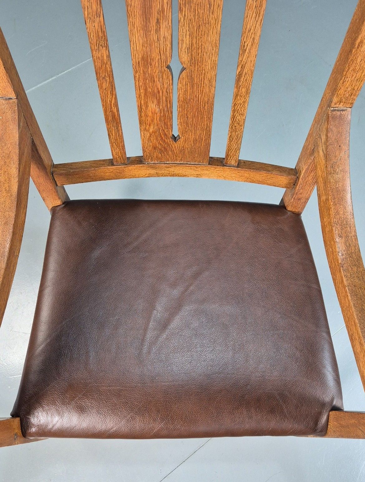photo vintage Antique Arts And Crafts Oak Framed Elbow Chair 1900s Eb7917 Vdin