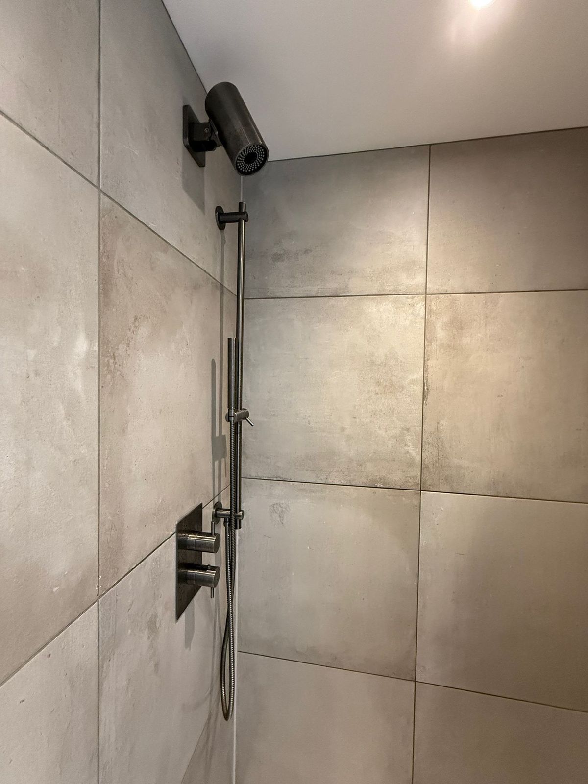 Porselanosa Tiles