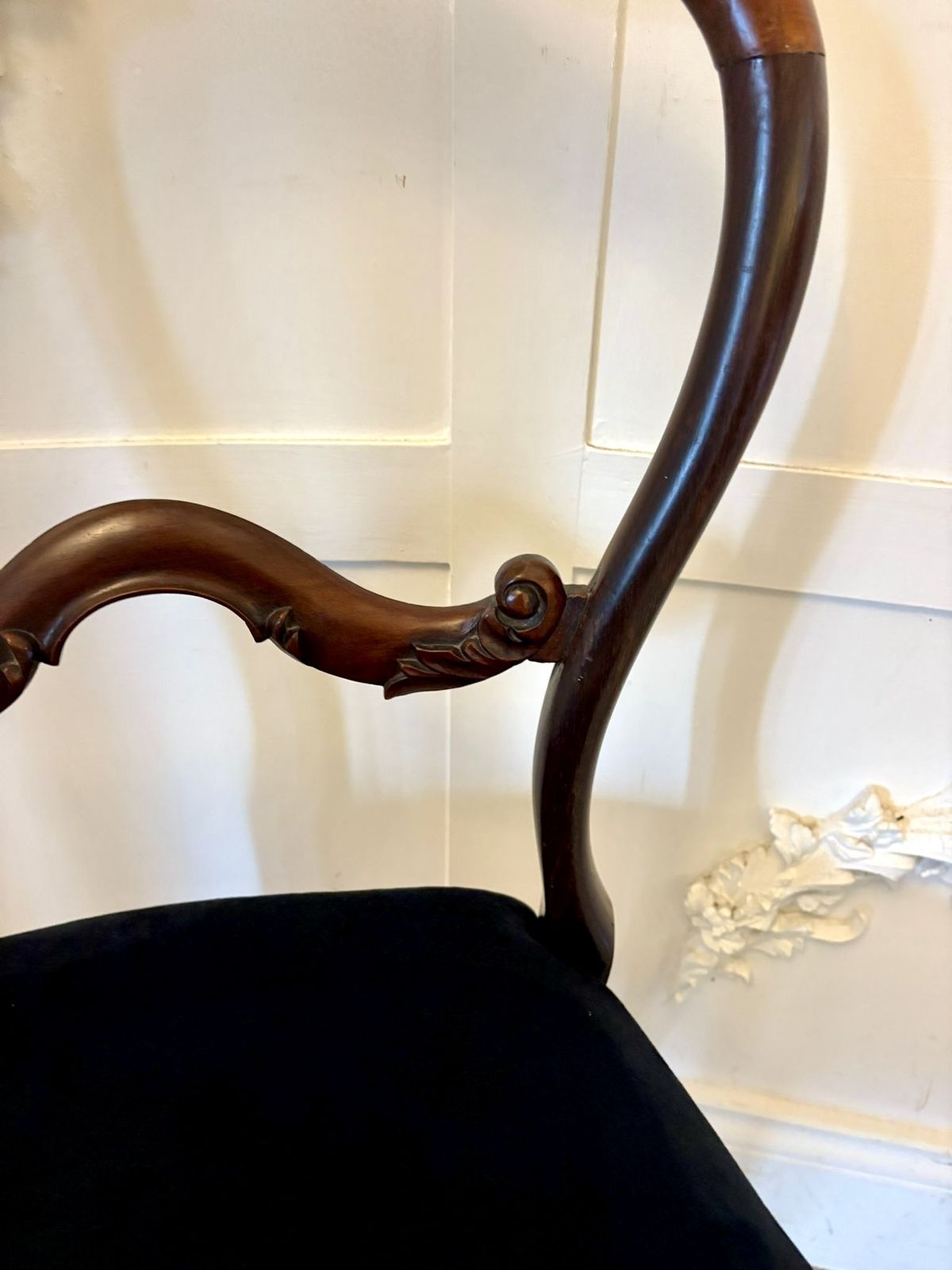 Superb Quality Set Of Ten Antique 19th Century Rosewood Dining Chairs photo Furniture