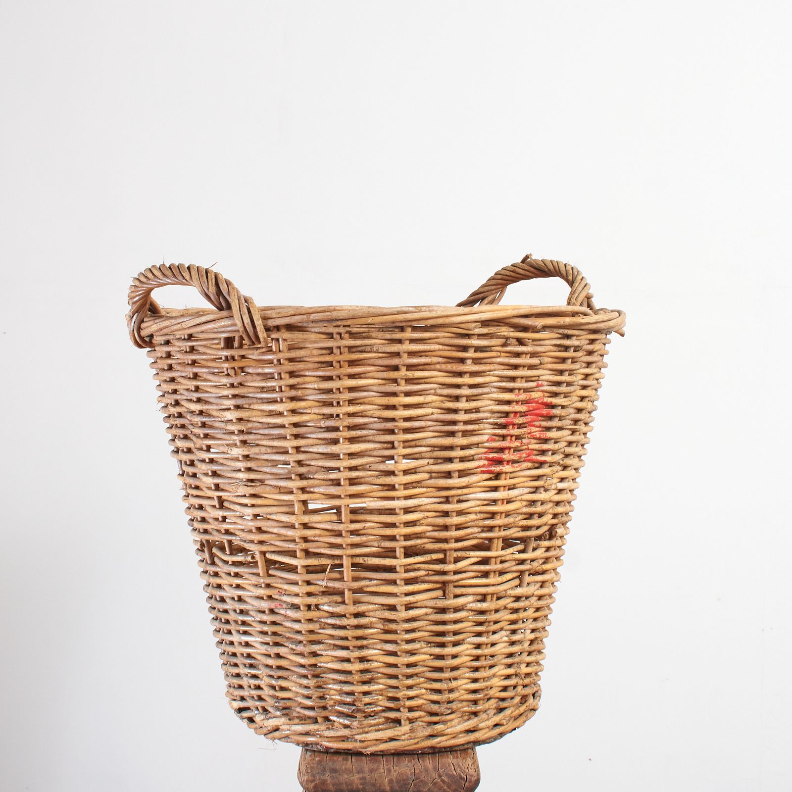 Vintage Champagne Harvest Log Basket – B photo 202.0