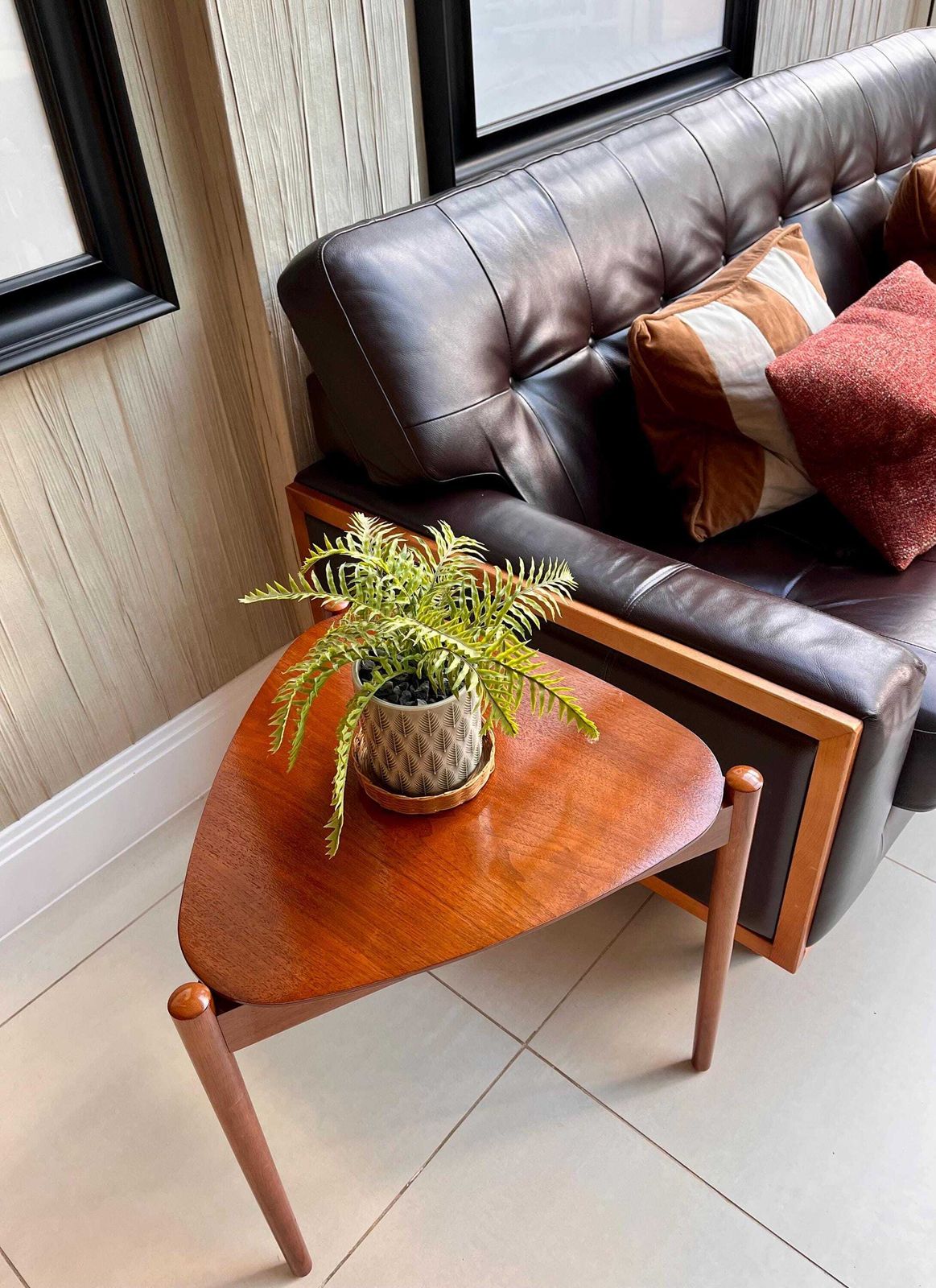 Scandi “Guitar Pick” Teak Triangular Side Table — In The Style Of Poul Jensen For Selig / Dux, C.1960s photo Furniture