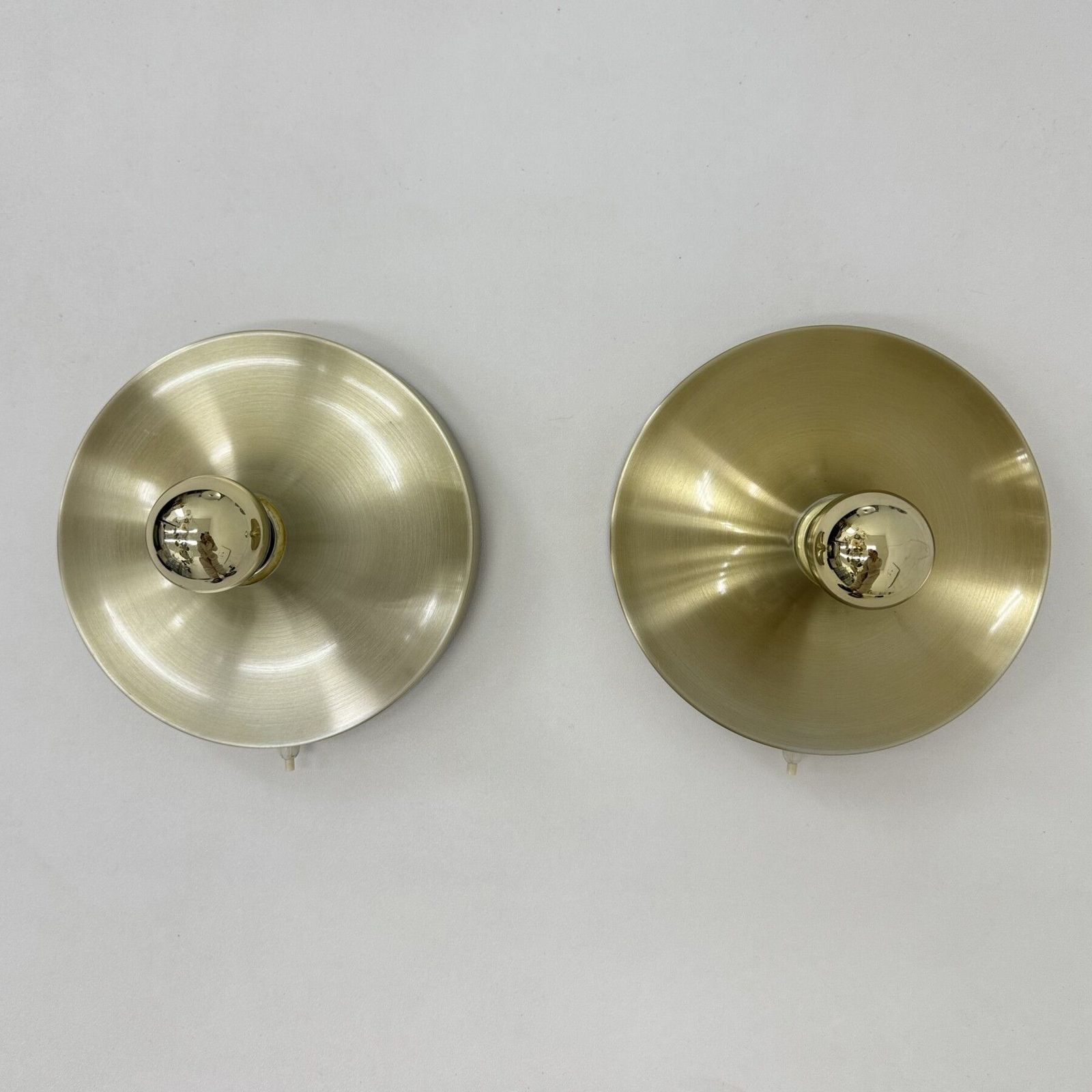 Mid Century Design Honsel Space Age Disc Lamp, Jaren 1970, Toegeschreven Aan Charlotte Perriand Voor Les Arcs photo vinterior