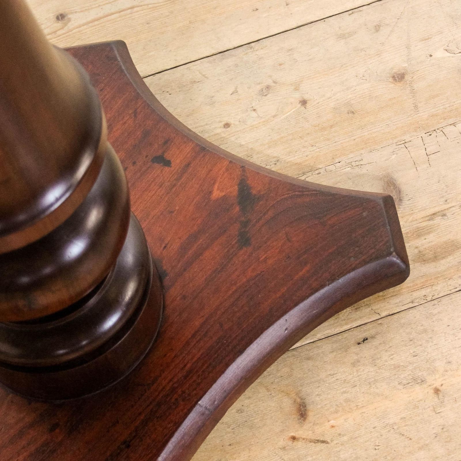 photo furniture Antique 19th Century Style Mahogany Centre Table | Antique Table | Mahogany Table | Tripod Table | Antique Table (M 6348)