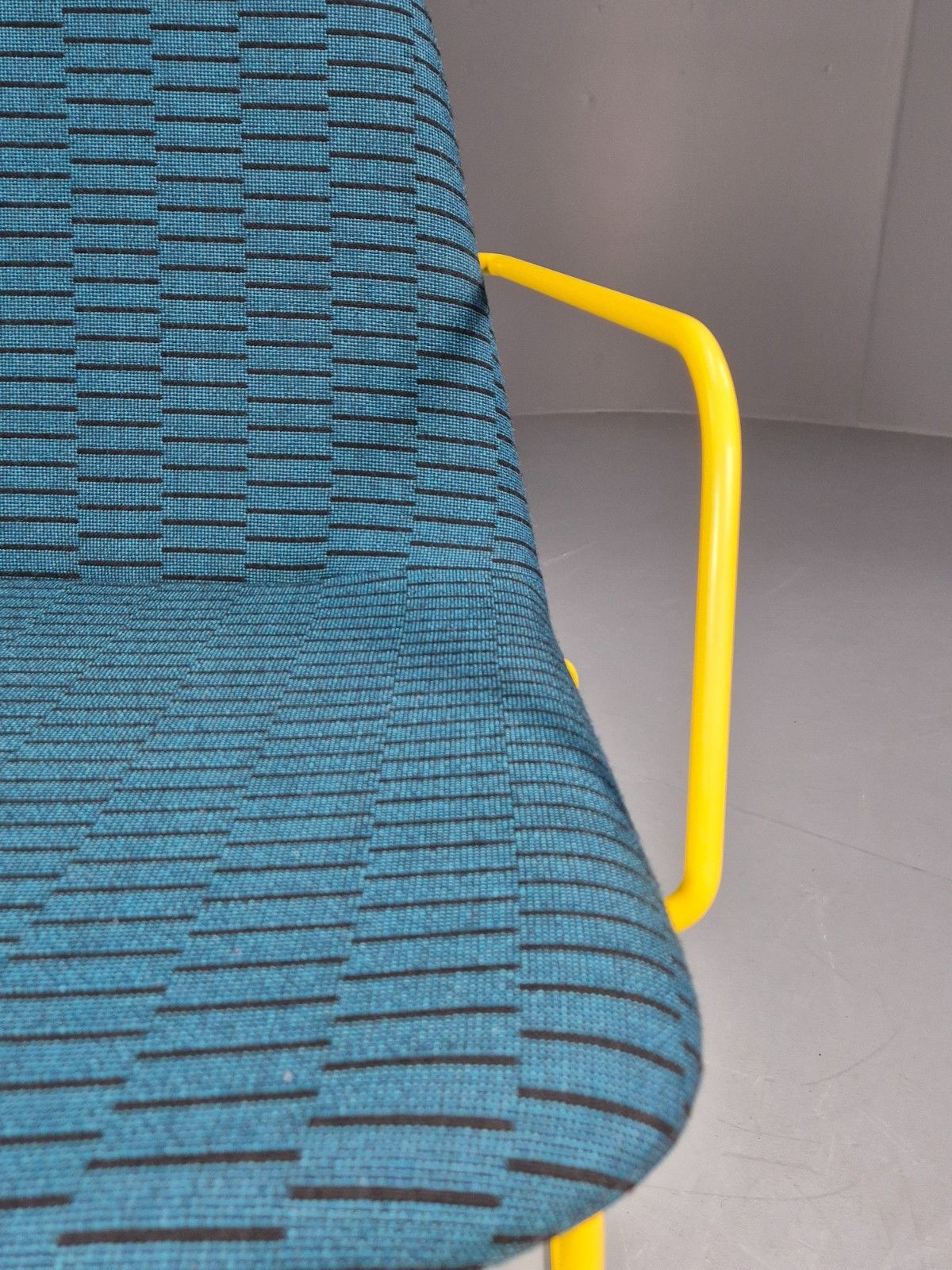 Modern Yellow Metal Framed Chair By Hitch Mylius Cebl Collection Eb10305 Mnor photo 250.0