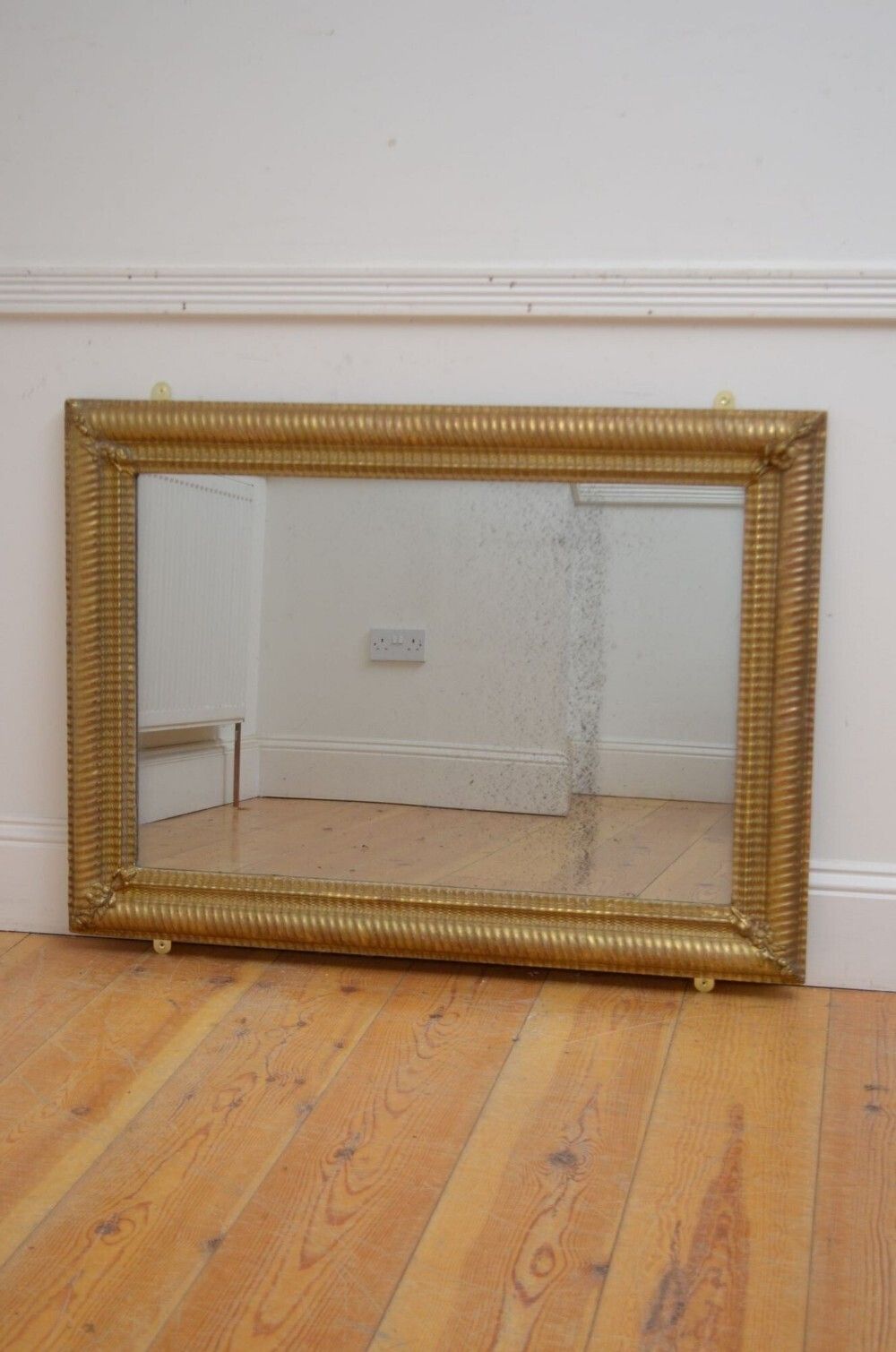 photo furniture Antique 19th Century French Gilded Mirror H100cm