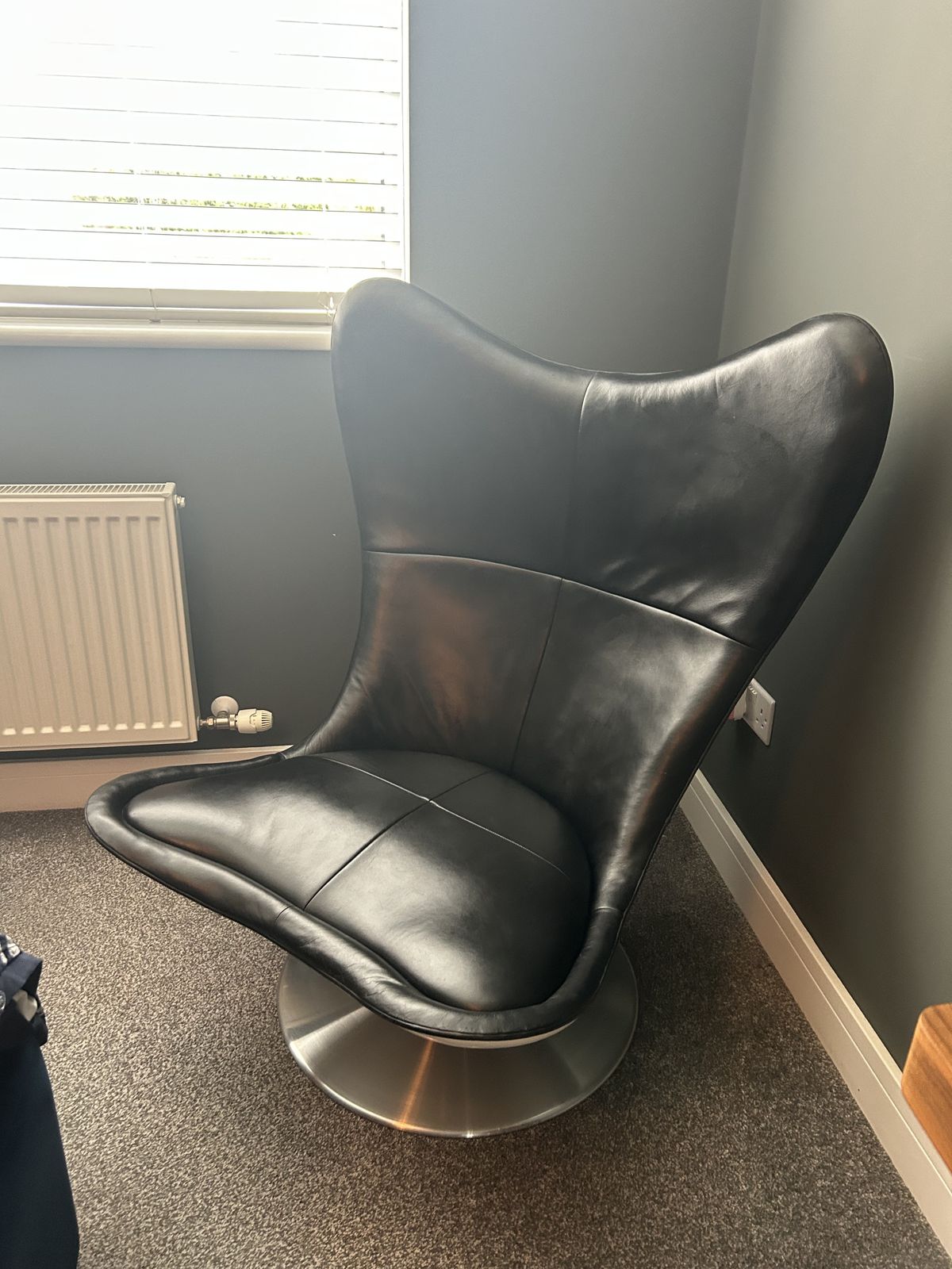 Terence Conran Egg Chair photo vinterior