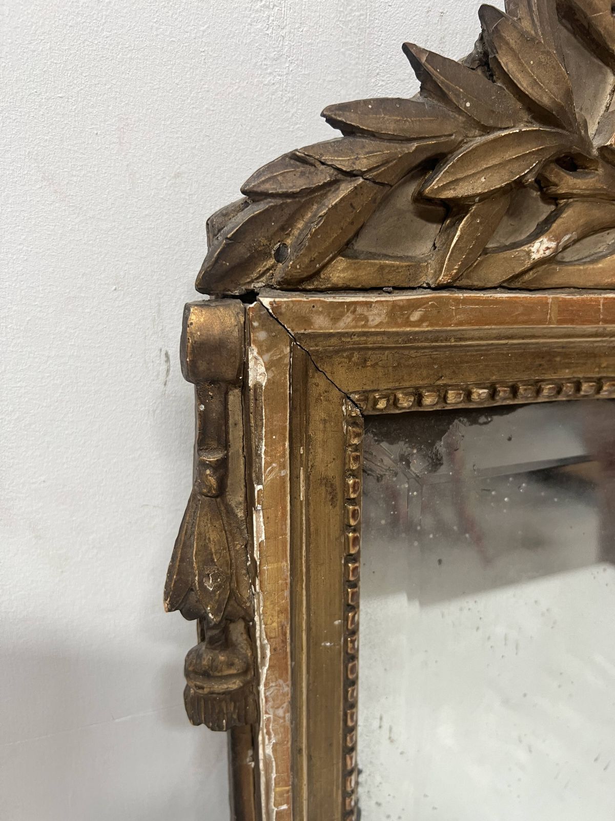 Louis XV Mirror In Carved And Gilded Wood, 18th Century photo Home Decor