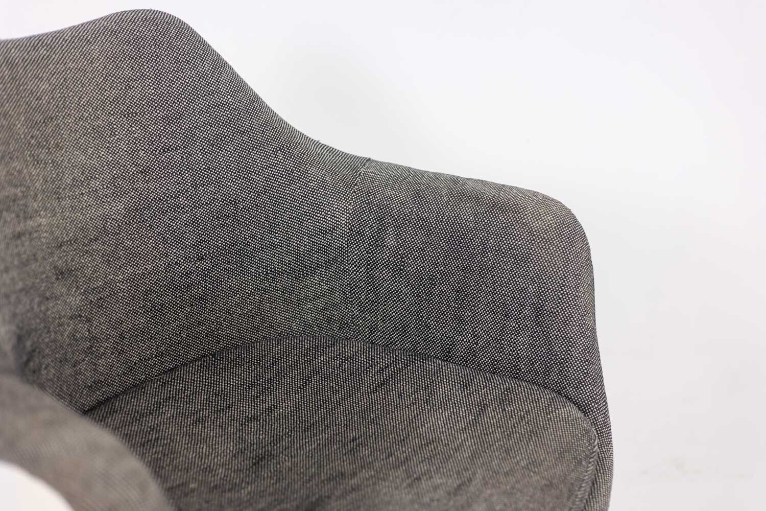 Eero Saarinen For Knoll. “Tulip” Armchair. 1960s/1970s. photo vinterior