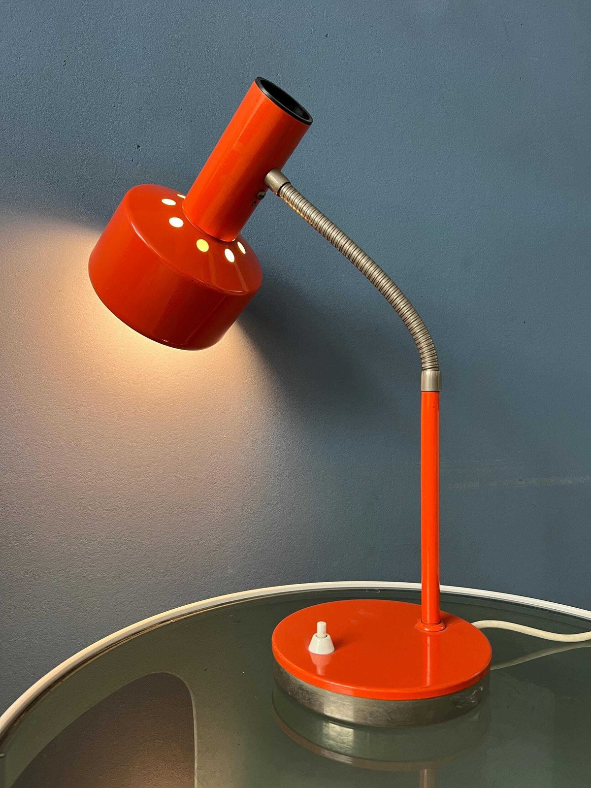 Oranje Mid Century Bureaulamp Van Hustadt Leuchten photo furniture