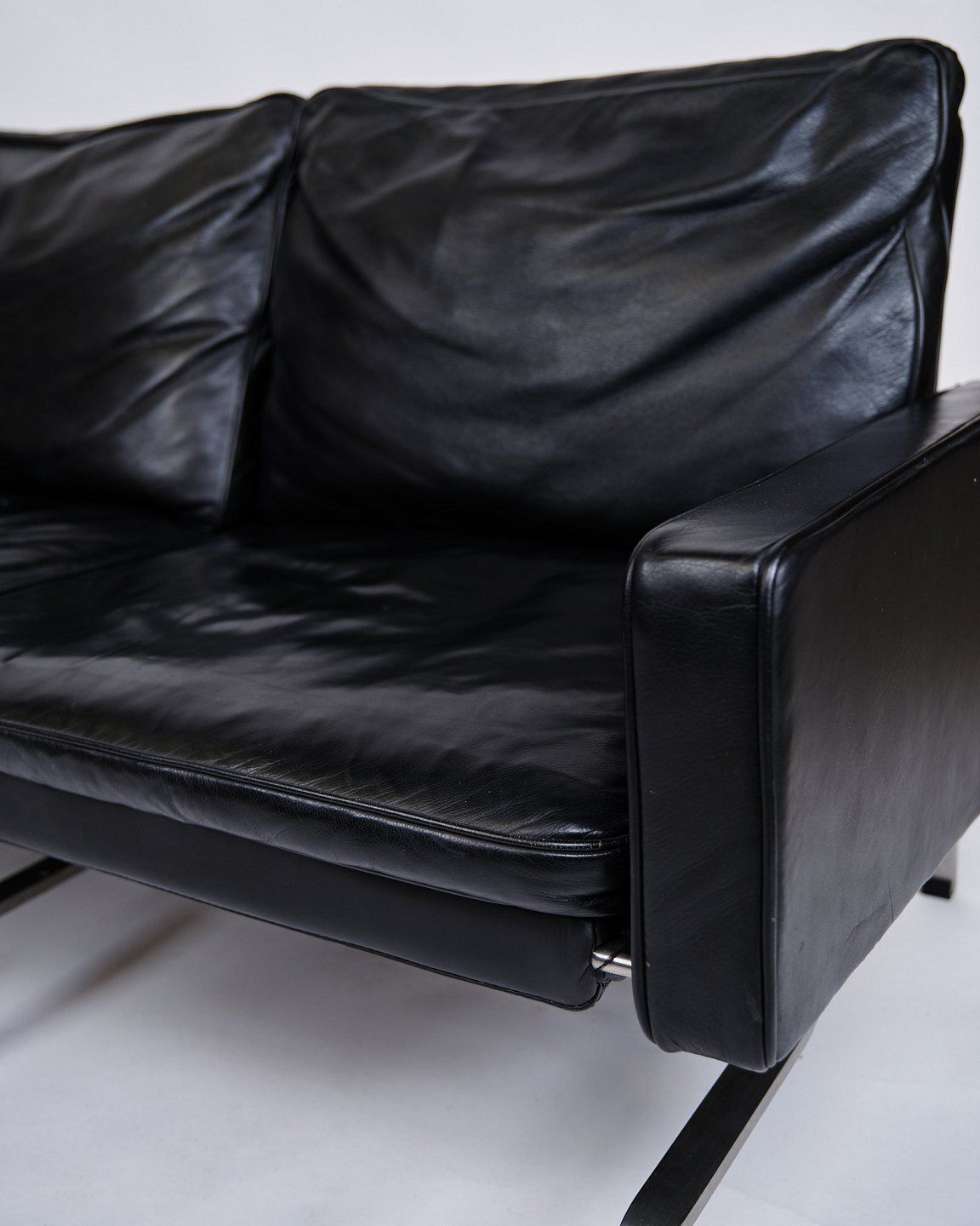 Pk31 Sofa   3 Seater   Black Leather   Poul Kjærholm   E. Kold Christensen   1960s photo Furniture