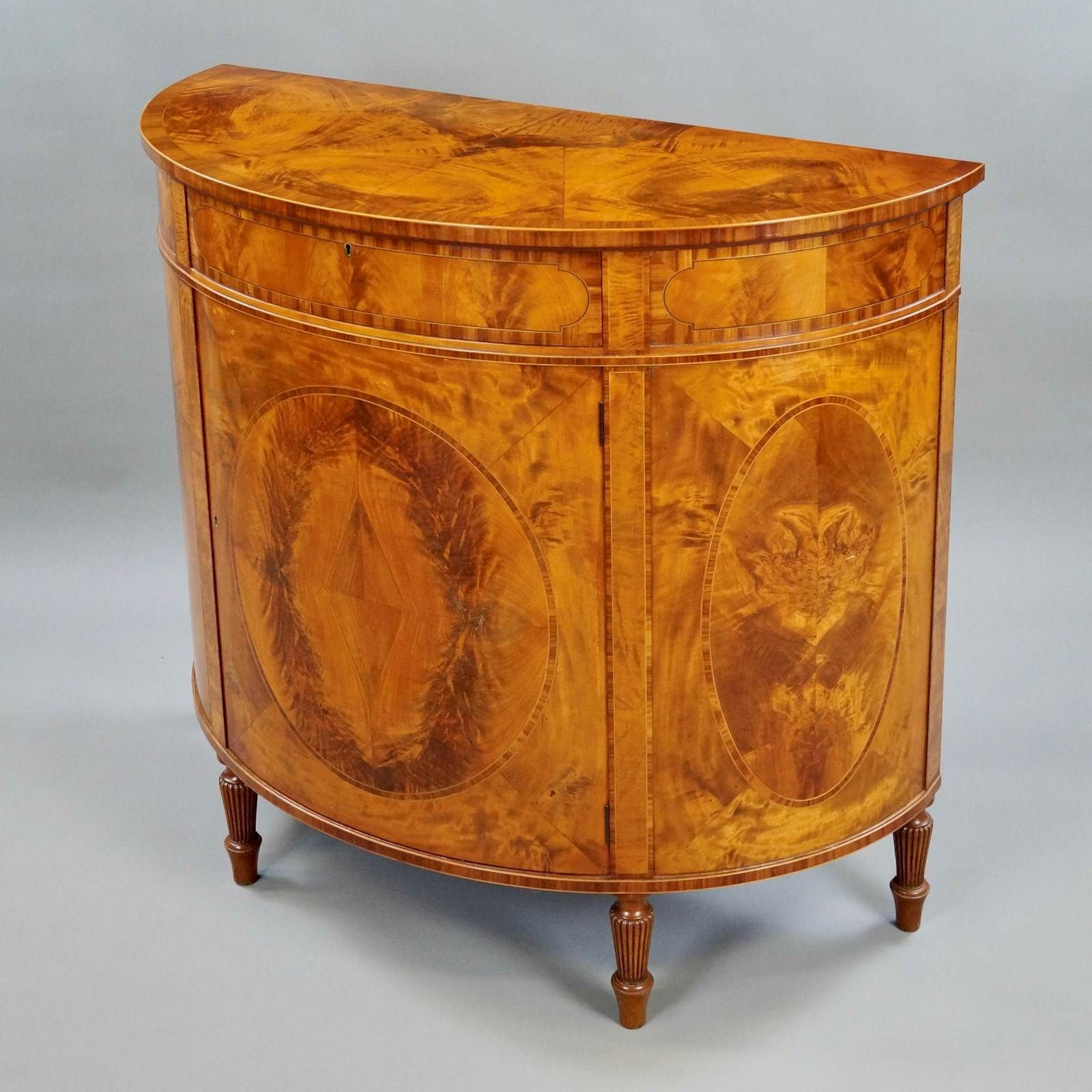 A Fine Pair Of Satinwood Demi Lune Commodes photo 6550.0