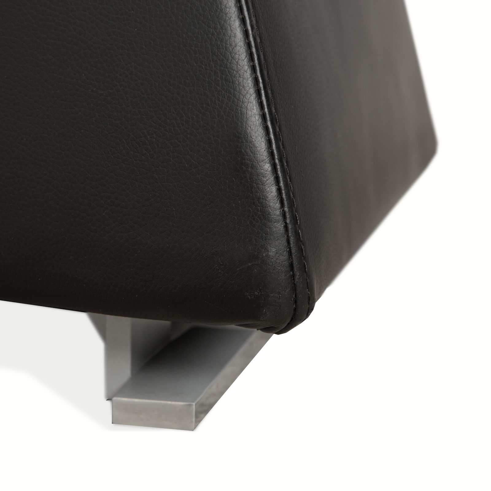 Fauteuil Ligne Roset Jul en cuir noir photo Mobilier