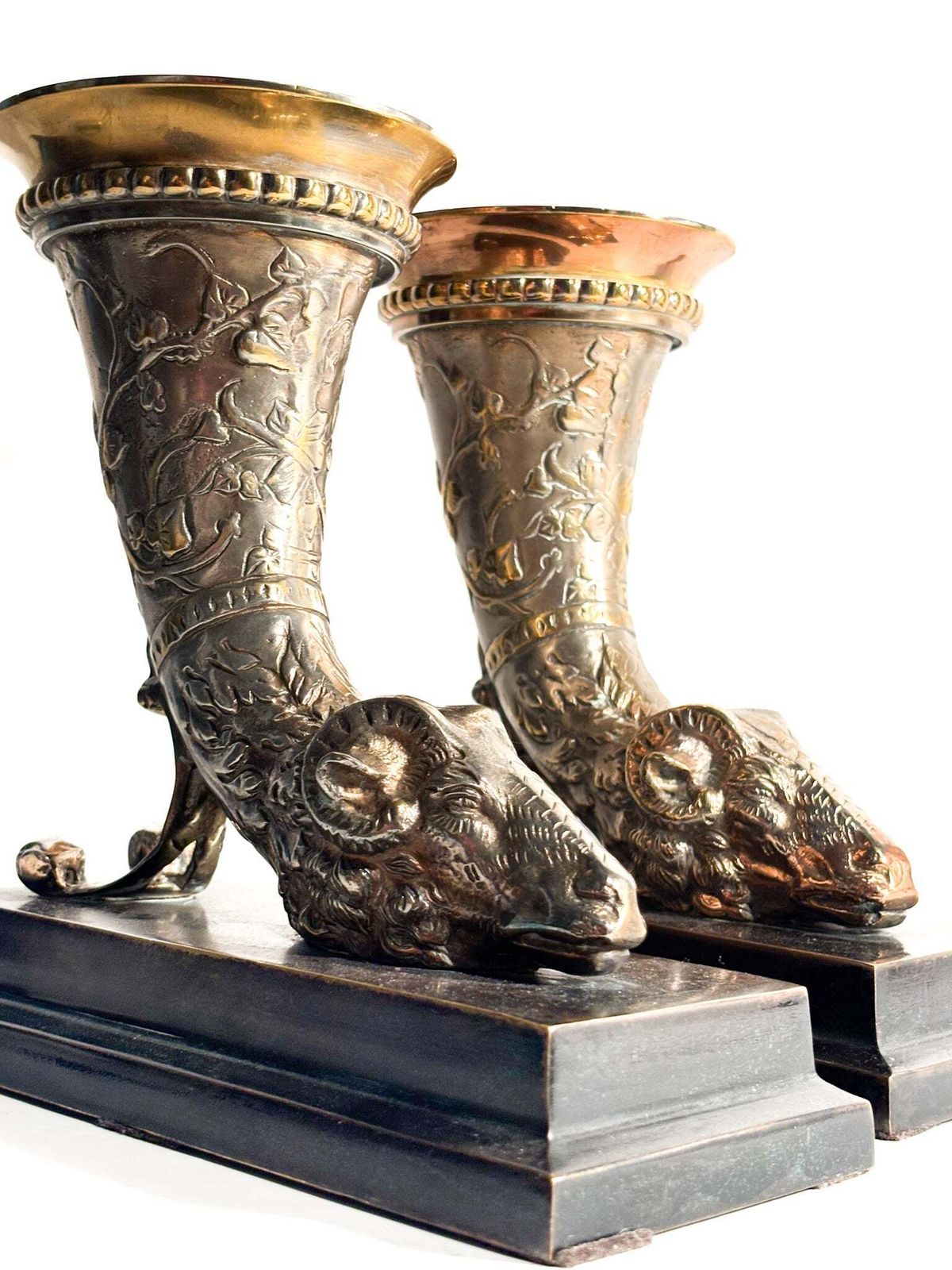 photo vinterior Pair Of Bronze Bookend Sculptures With Horn And Ram, 20th Century