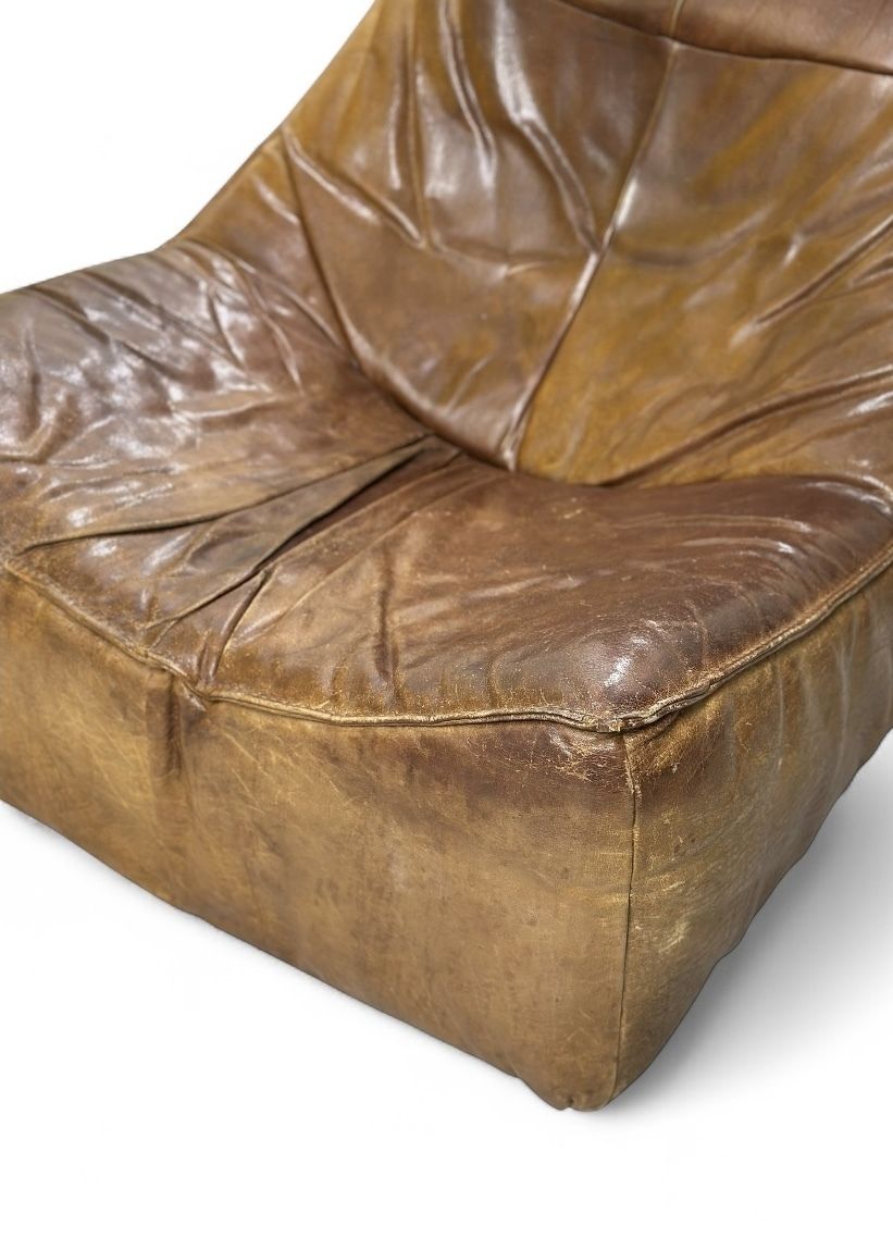 Montis The Rock Leather Chair By Gerard Van Den Berg photo vinterior