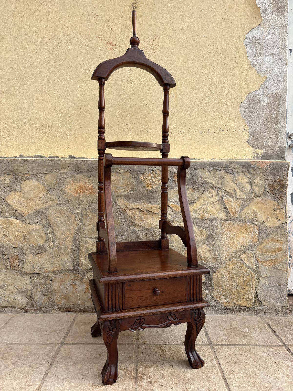 Antique English Chippendale Hardwood Valet Stand With One Drawer photo vintage