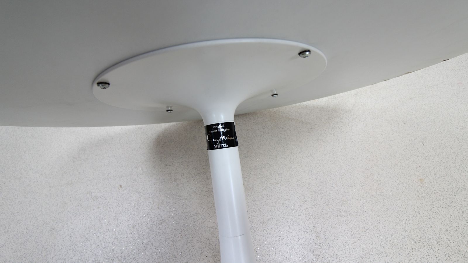 A Vitra Round White Pedestal Coffee Side Table By George Nelson photo vinterior