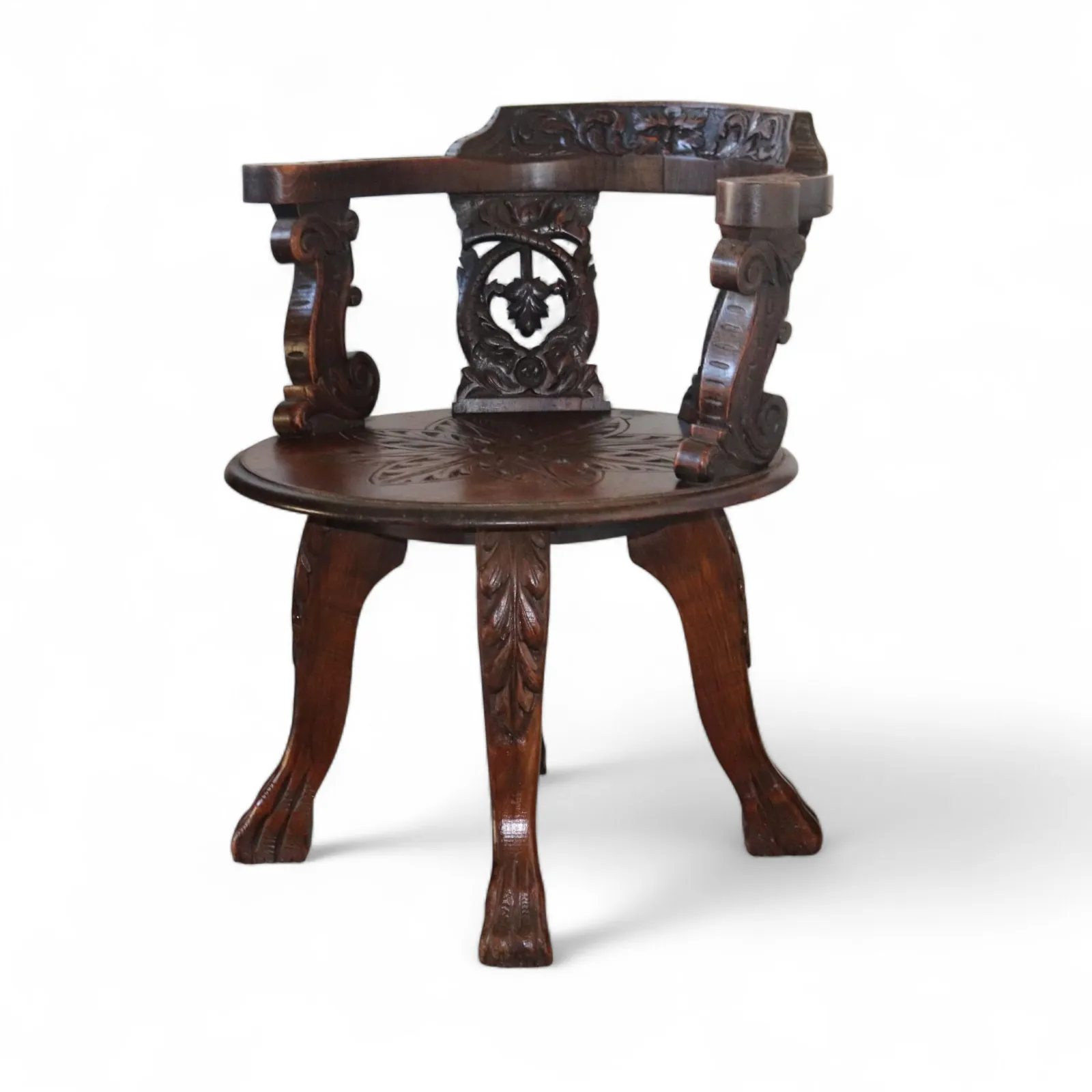 photo vintage Antique Victorian Carved Oak Green Man Captians Swivel Office Chair