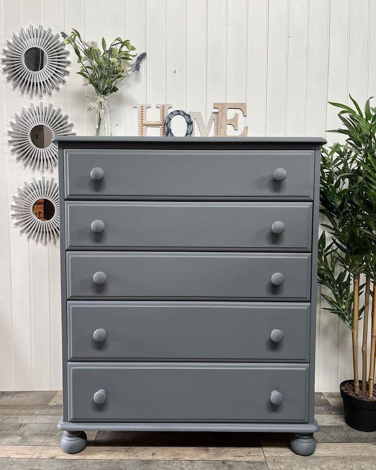 Quality Solid Pine Chest Of Drawers Ready To Upcycle In Fusion Paint photo vinterior