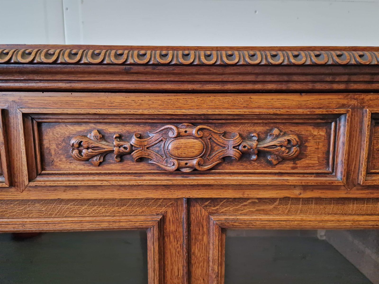 photo furniture Renaissance Style Cabinet   Display Case