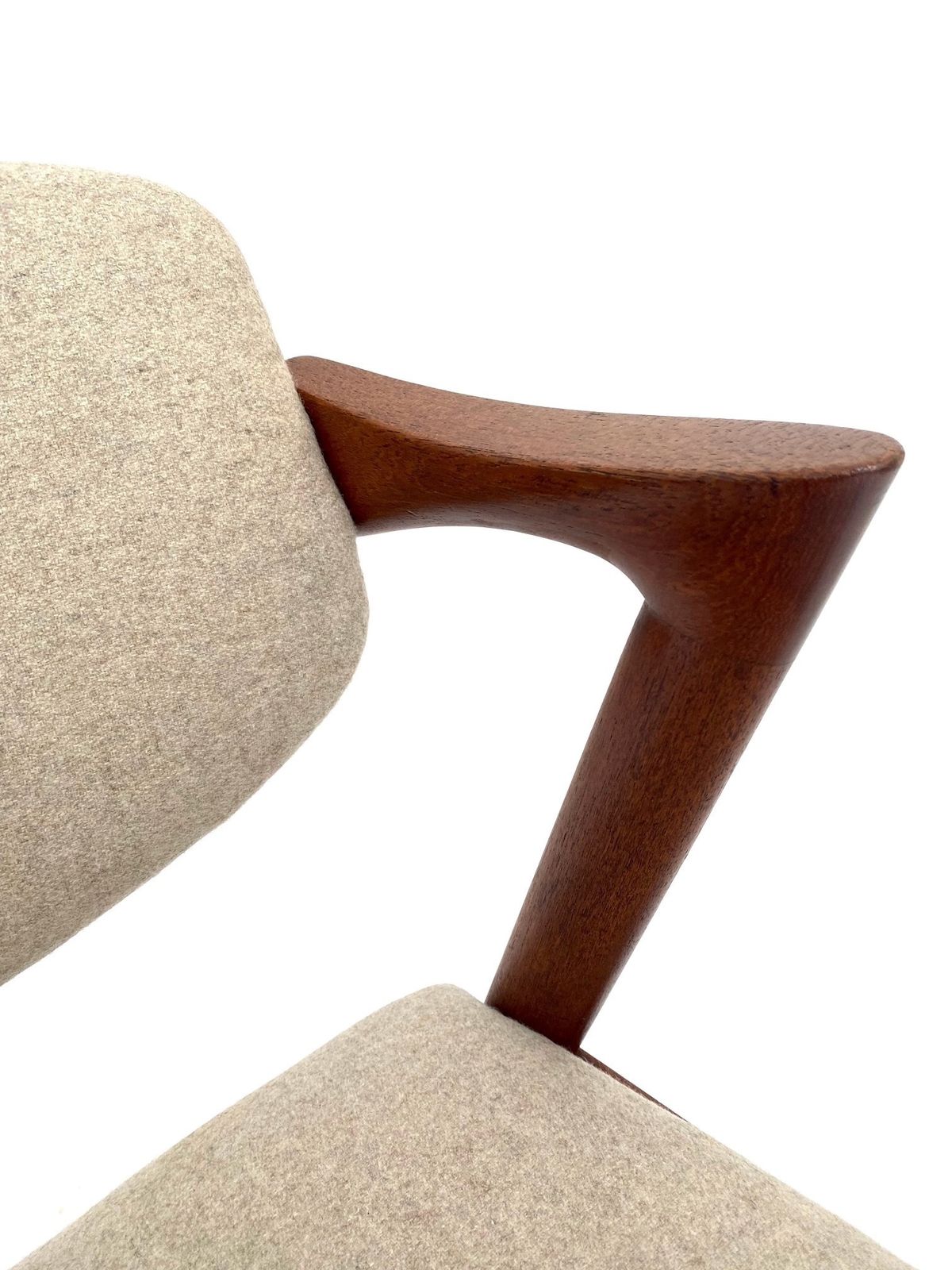 photo vintage Danish Kai Kristiansen Model 42 For Shous Møbelfabrik Teak And Cream Wool Dining Desk Chair Mid Century 1960s