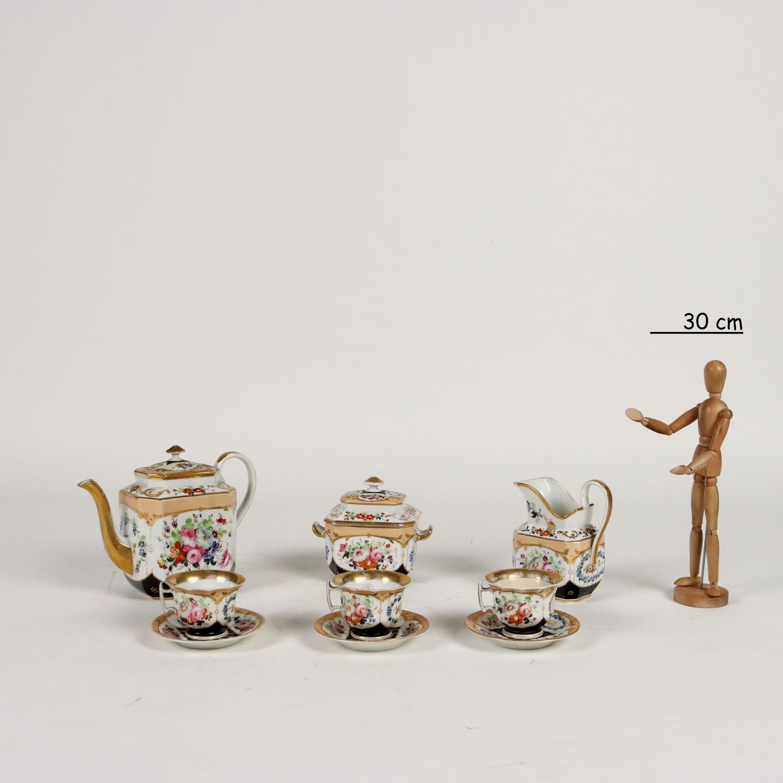 Ancient Tea Set White Porcelain Europe '800 Cups Gold Decorations photo furniture