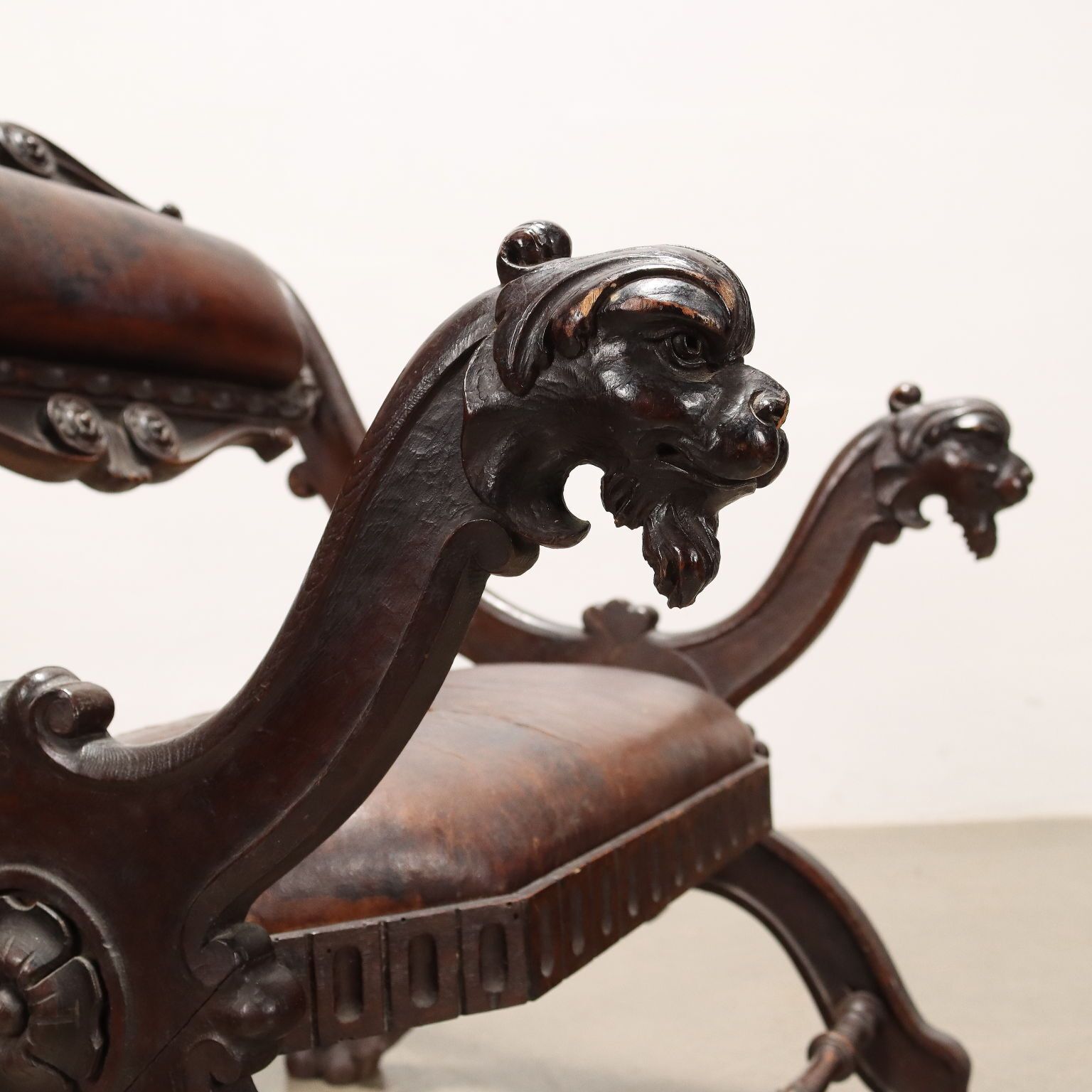 Neo Renaissance Style Seat Wood Leather XX Century photo 500.0