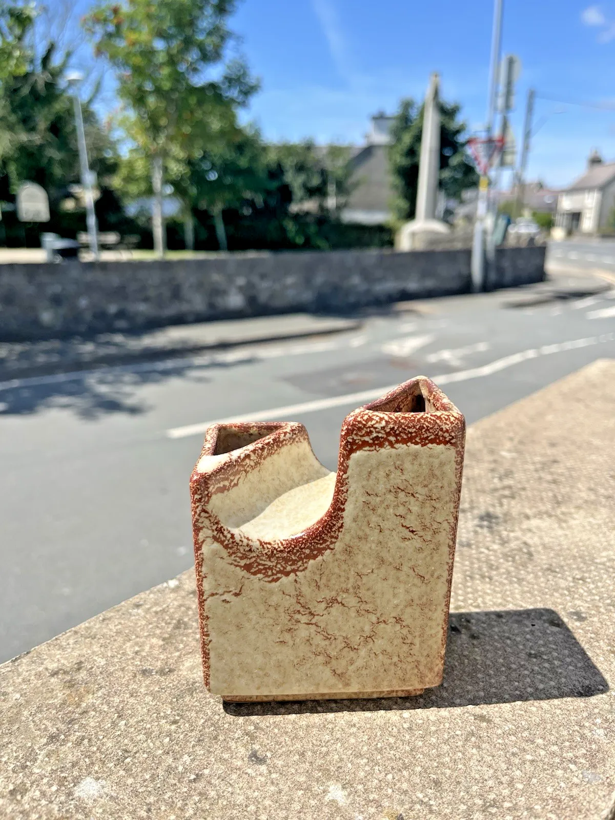 photo vinterior Mid Century Modern Bertoncello Screziato Havana Italian Pottery Sculptural Vase