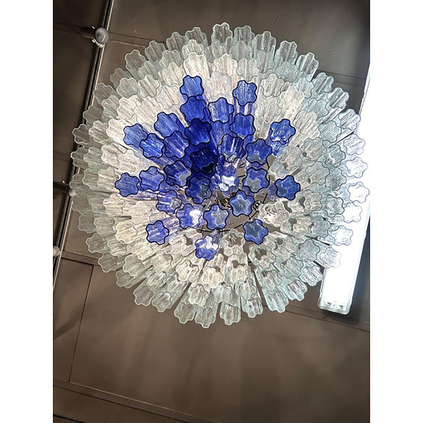 Large Transparent And Blue "Tronchi" Murano Glass Chandelier In Venini Style photo for sale