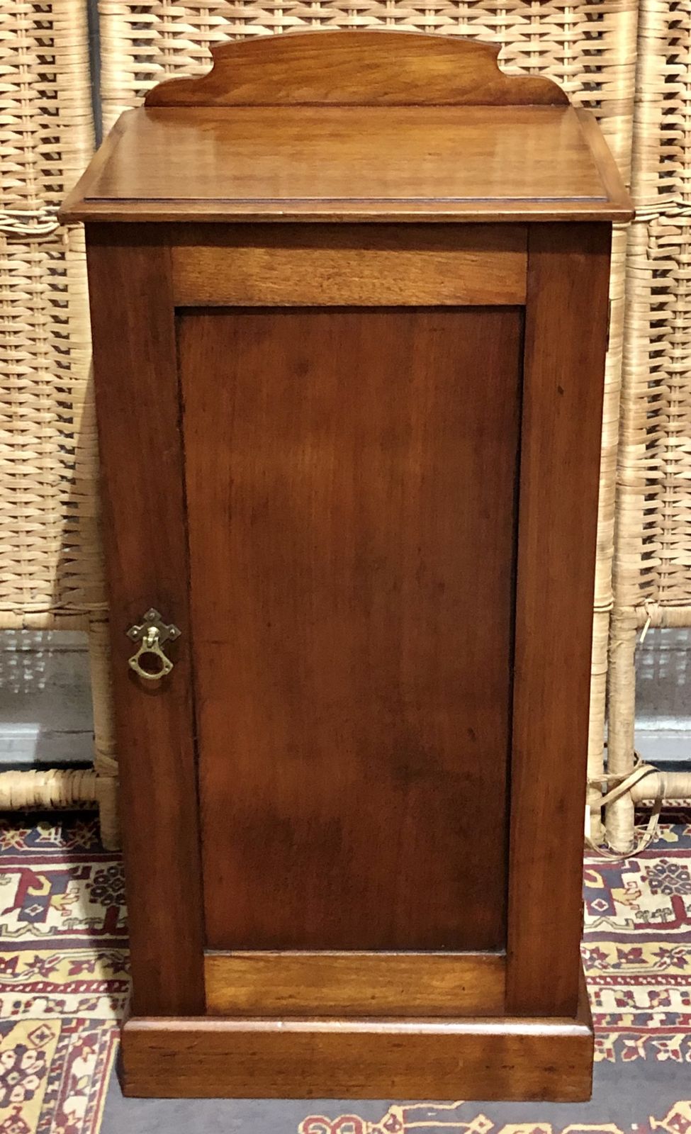 photo furniture Edwardian Walnut Bedside Table Or Nightstand