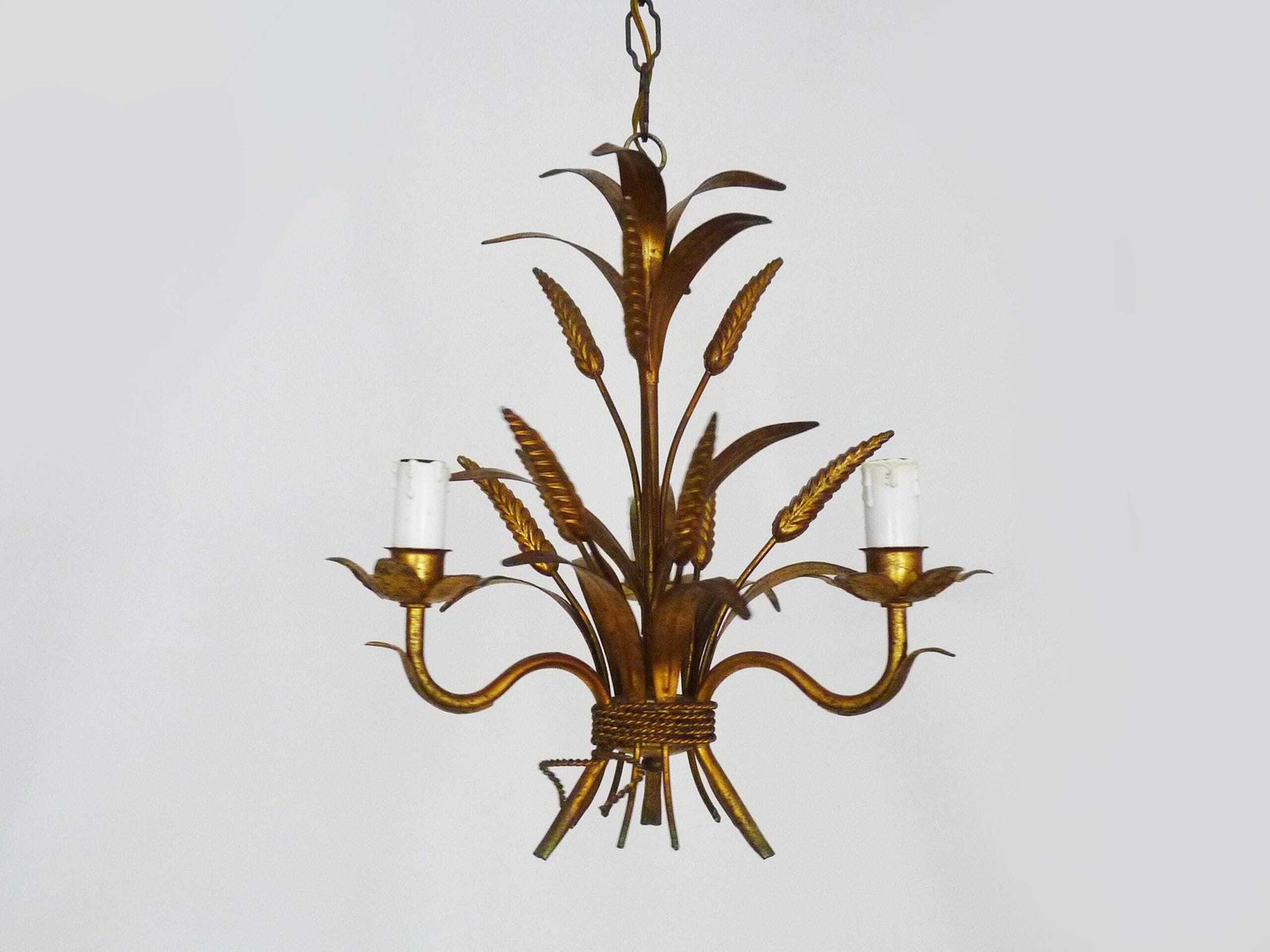 Vintage Kroonluchter In Verouderd Goudkleurig Metaal, Kroonluchter Met Arenddecor, Antieke Verlichting, 3 Lichts Kroonluchter, Masca photo 253.0