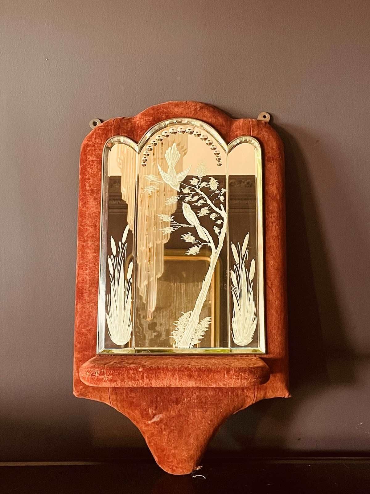 photo furniture Victorian Gothic Sorcerers Mirror