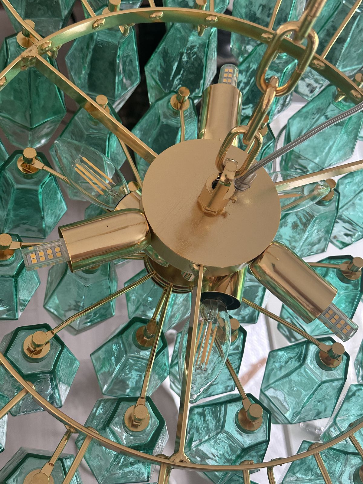 Contemporary Green “Poliedri” Murano Glass Gold Chandelier In Venini Style photo vinterior