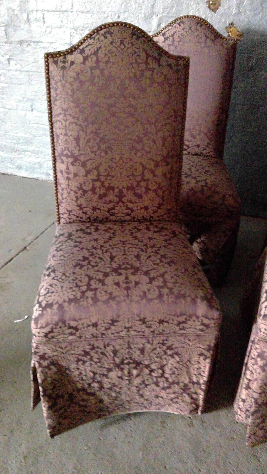 A Set Of Eight Elegant Queen Anne Style Dining Chairs, photo furniture