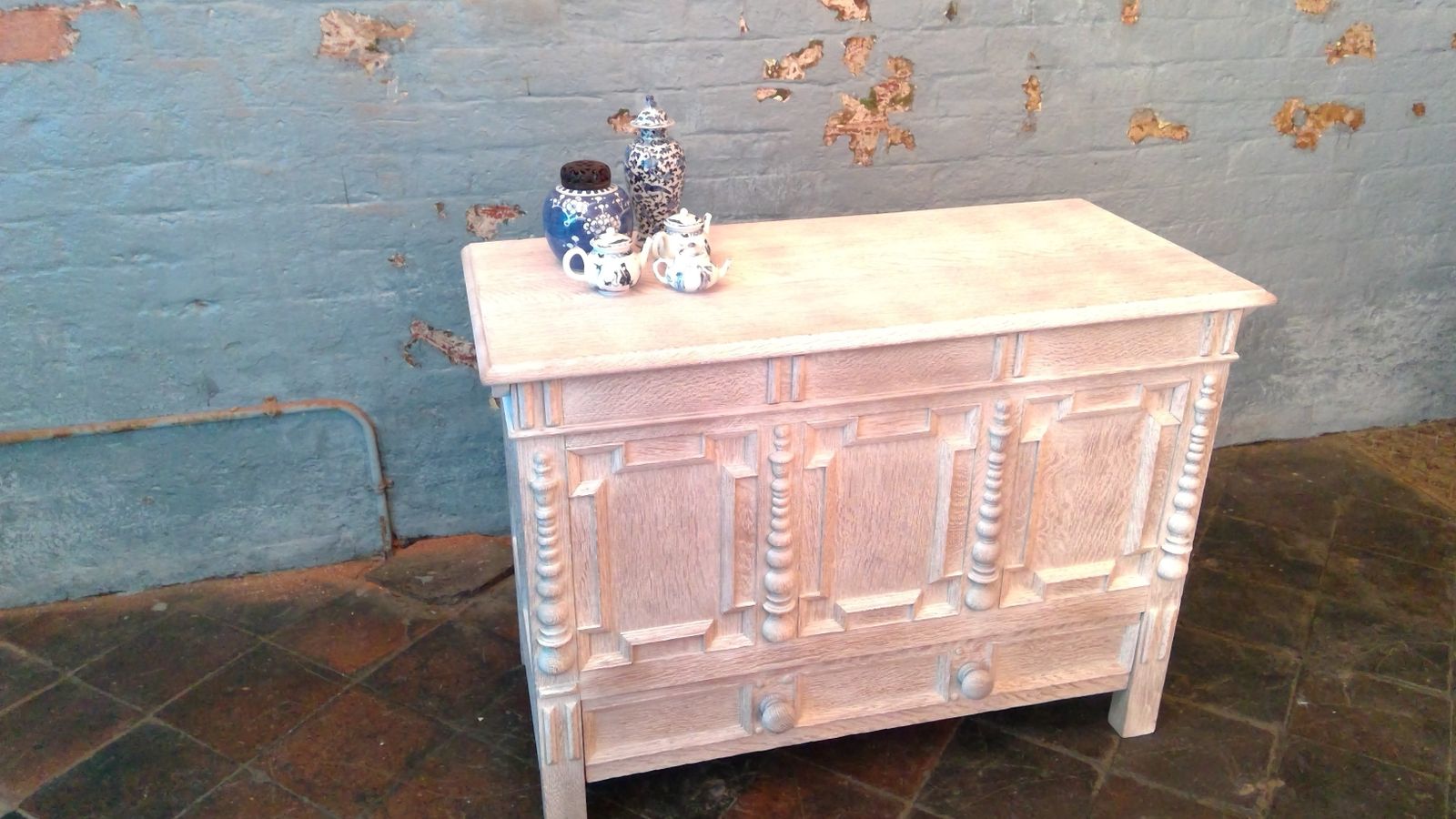 Antique Mock Jacobean Style Limed Oak Mule Chest With Lift Up Top photo vinterior