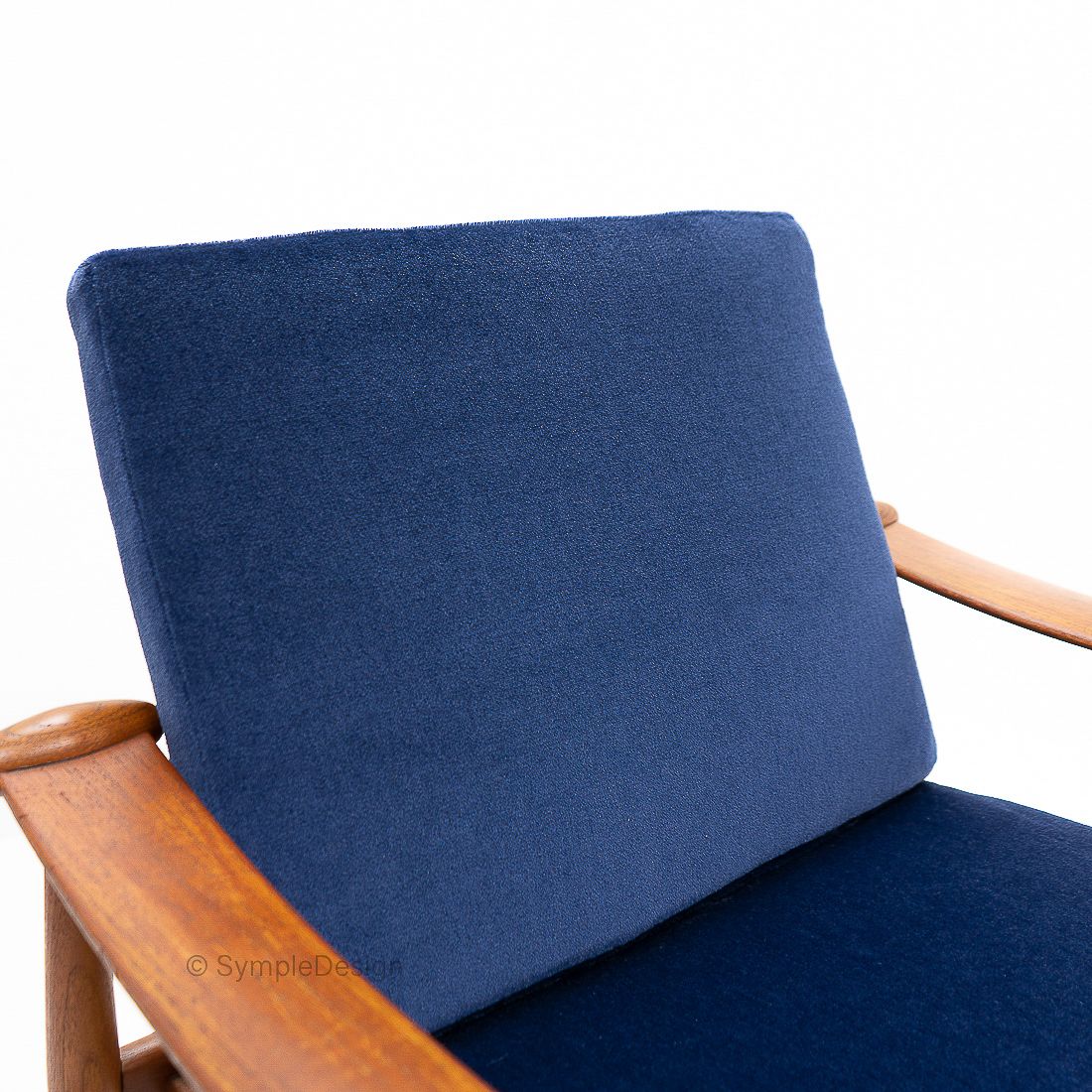photo for sale Finn Juhl “Spade” Armchair, France And Daverkosen, 1950s