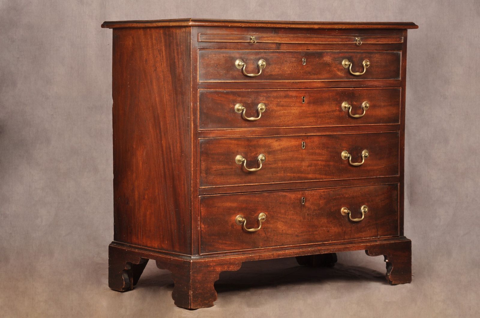 Fine 18th Century Mahogany Chest Of Drawers