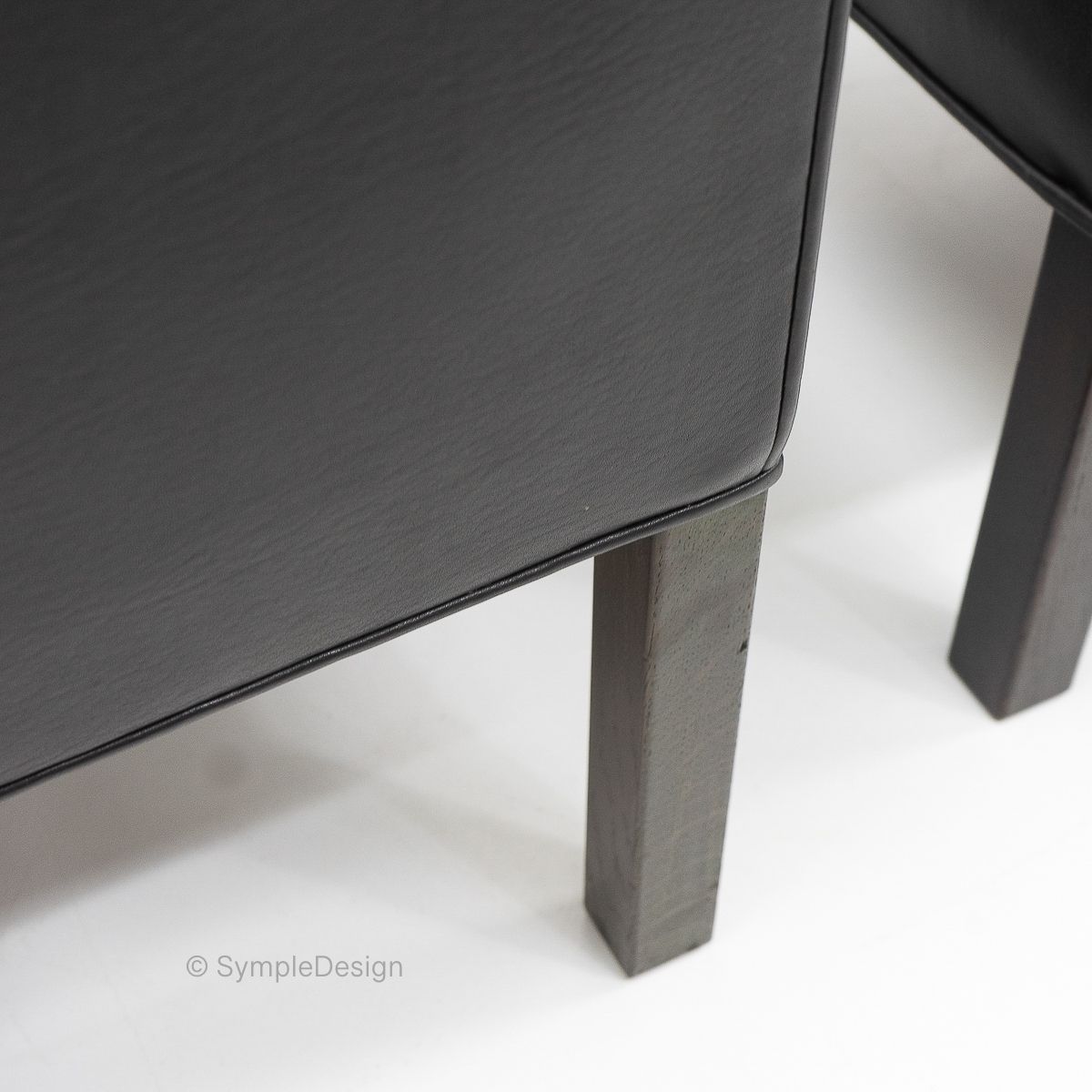 6500.0 Black Leather Wingchair And Footstool By Borge Mogensen, 1960s photo